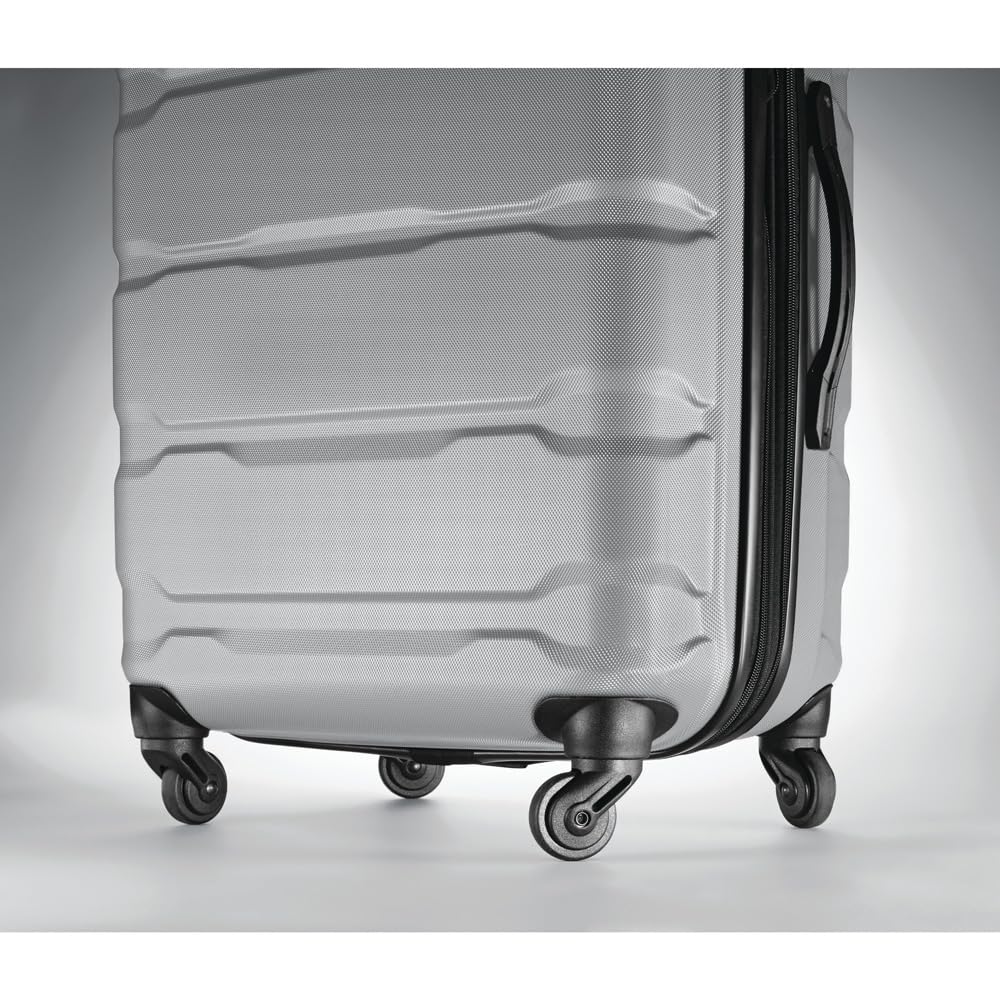 Samsonite Omni PC Hardside Expandable Luggage with 360° Spinner Wheels, Silver, 24-Inch Checked-Medium Suitcase - Perfect for Air Travel, Business Trips & Family Vacations