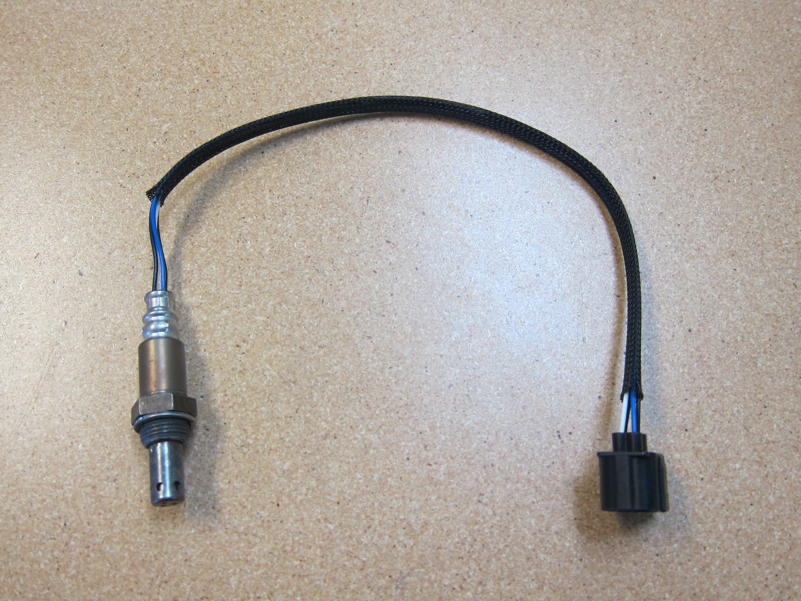 OEM Mopar Oxygen Sensor for Chrysler Pacifica & Dodge Durango - Compatible with 2017-2023 Models | Improves Engine Performance & Fuel Efficiency