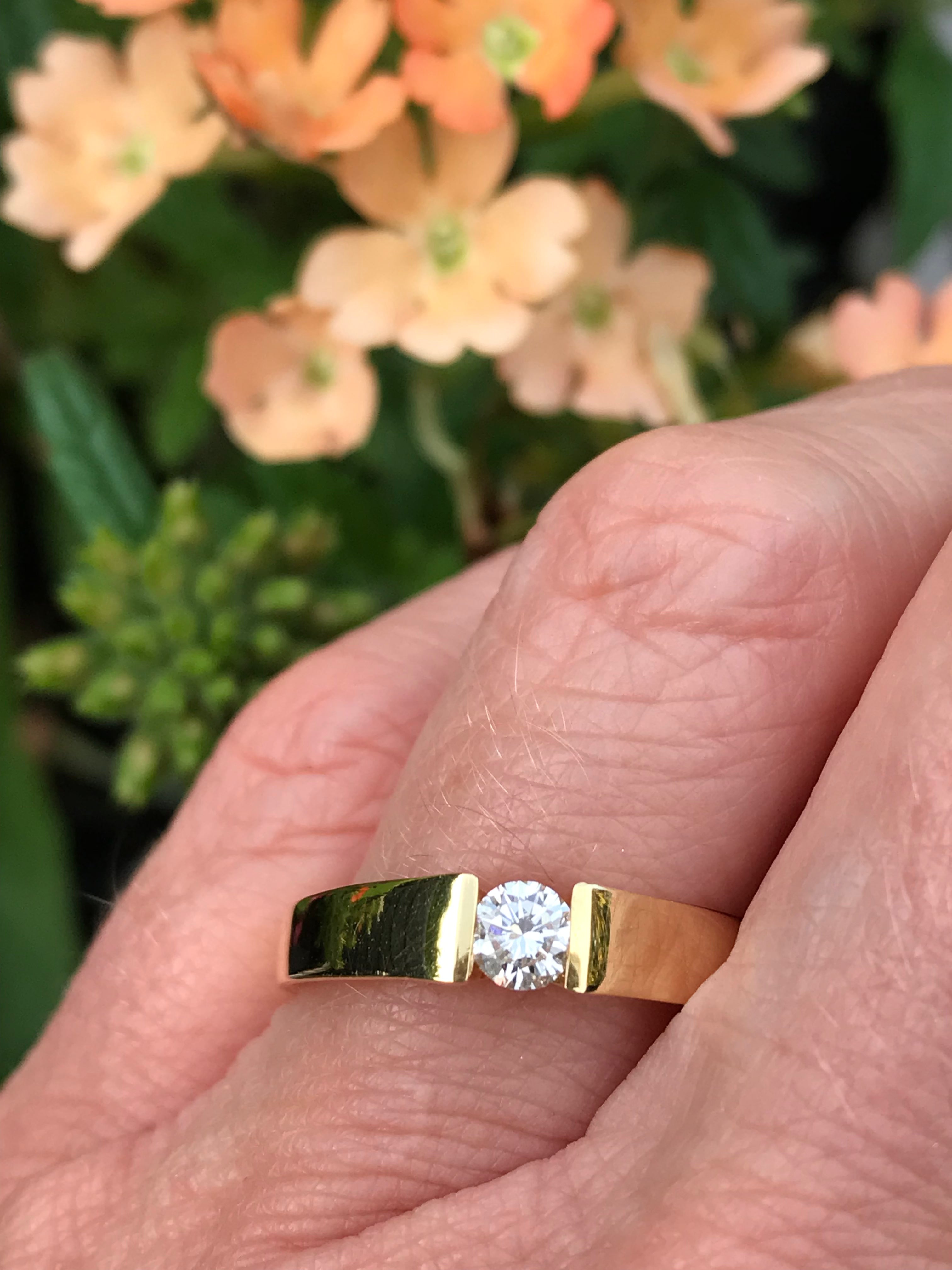 18K Yellow Gold 0.25 Carat Natural Diamond Ring for Women - Elegant Solitaire Engagement & Wedding Band Jewelry Gift