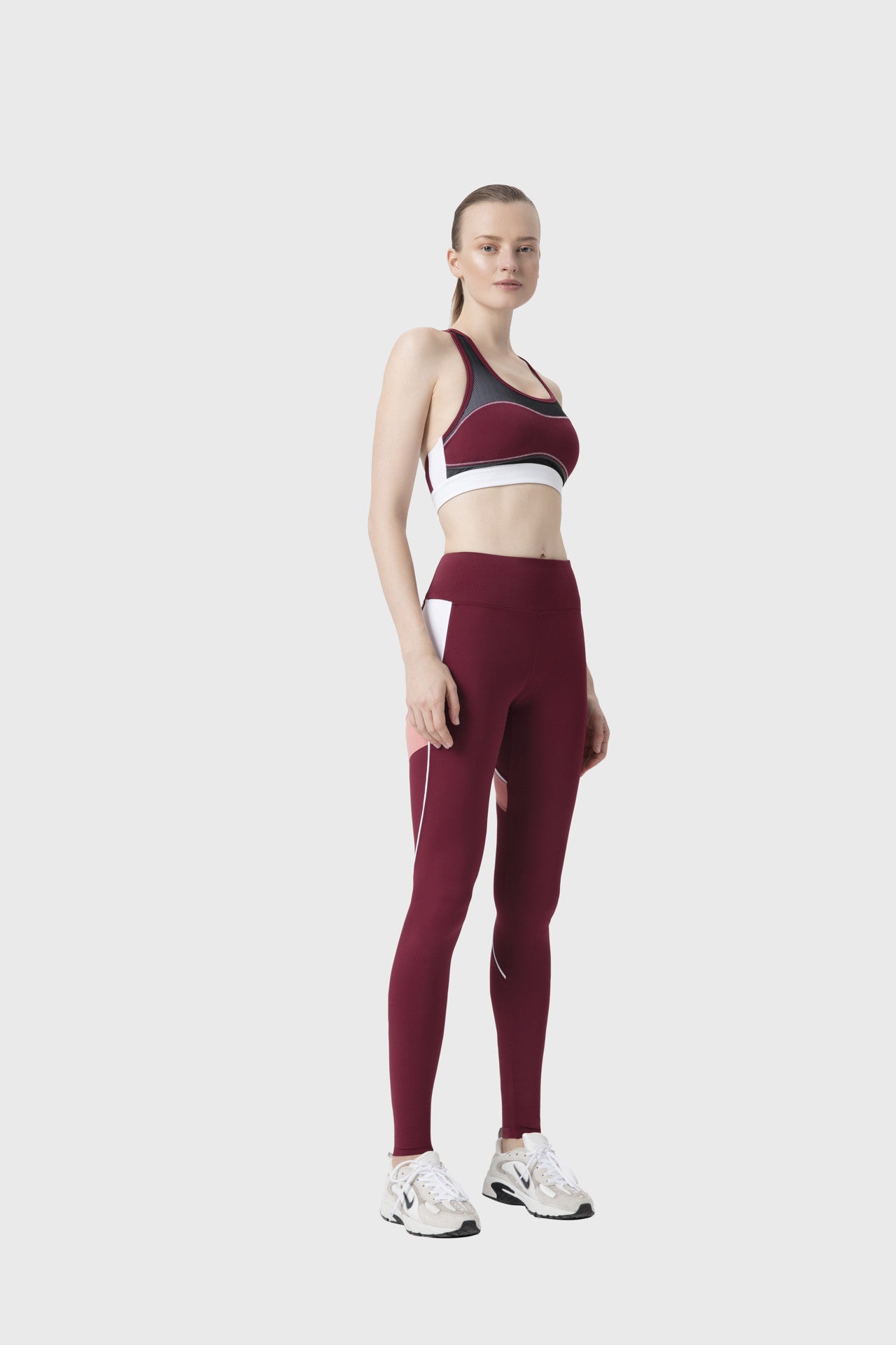 Amber Medium Impact Sports Bra - High Support Workout Bra for Running, Yoga & Gym - Breathable & Comfortable Activewear for Women