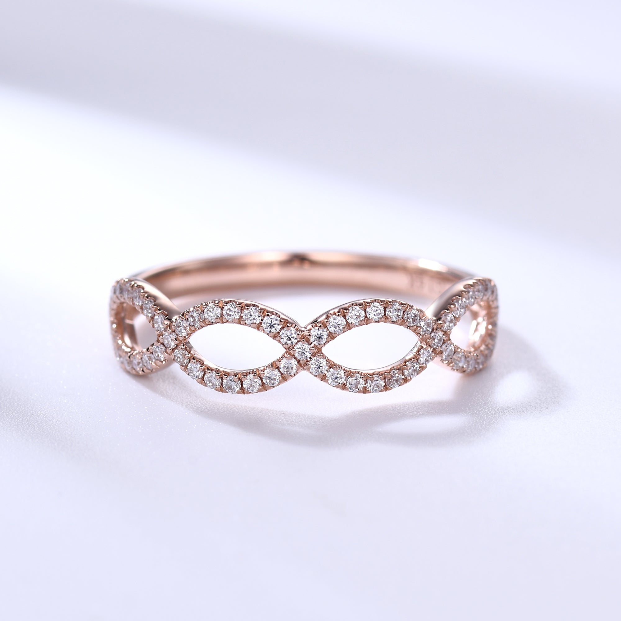 Rose Gold Moissanite Infinity Wedding Band - Loop Diamond Engagement Ring for Women - Perfect for Weddings, Anniversaries & Romantic Gifts
