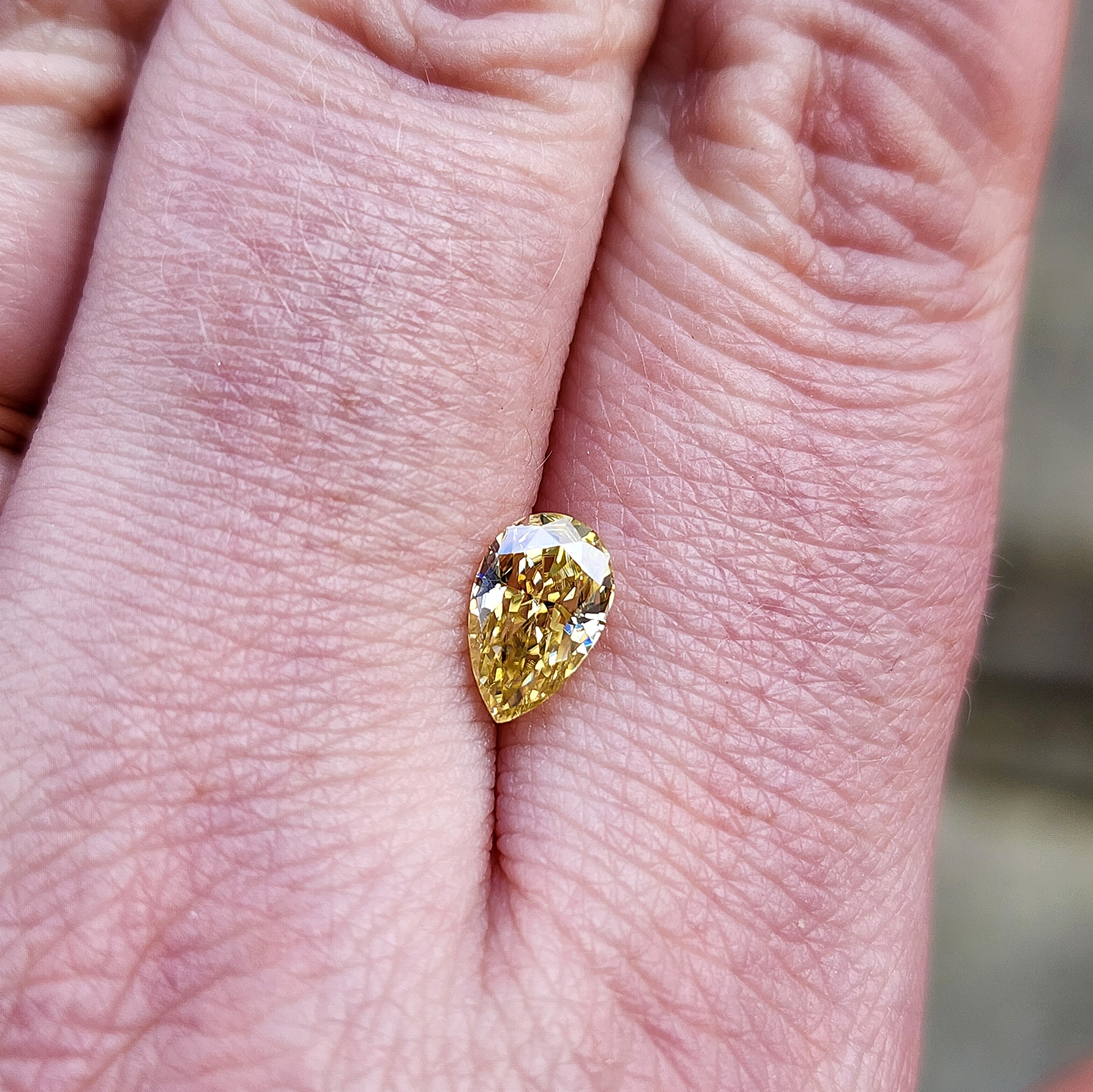 0.93ct 8x5mm Yellow Moissanite Pear Cut Loose Gemstone for Engagement Rings & Jewelry Making - Sparkling Golden Pear Shaped Stone