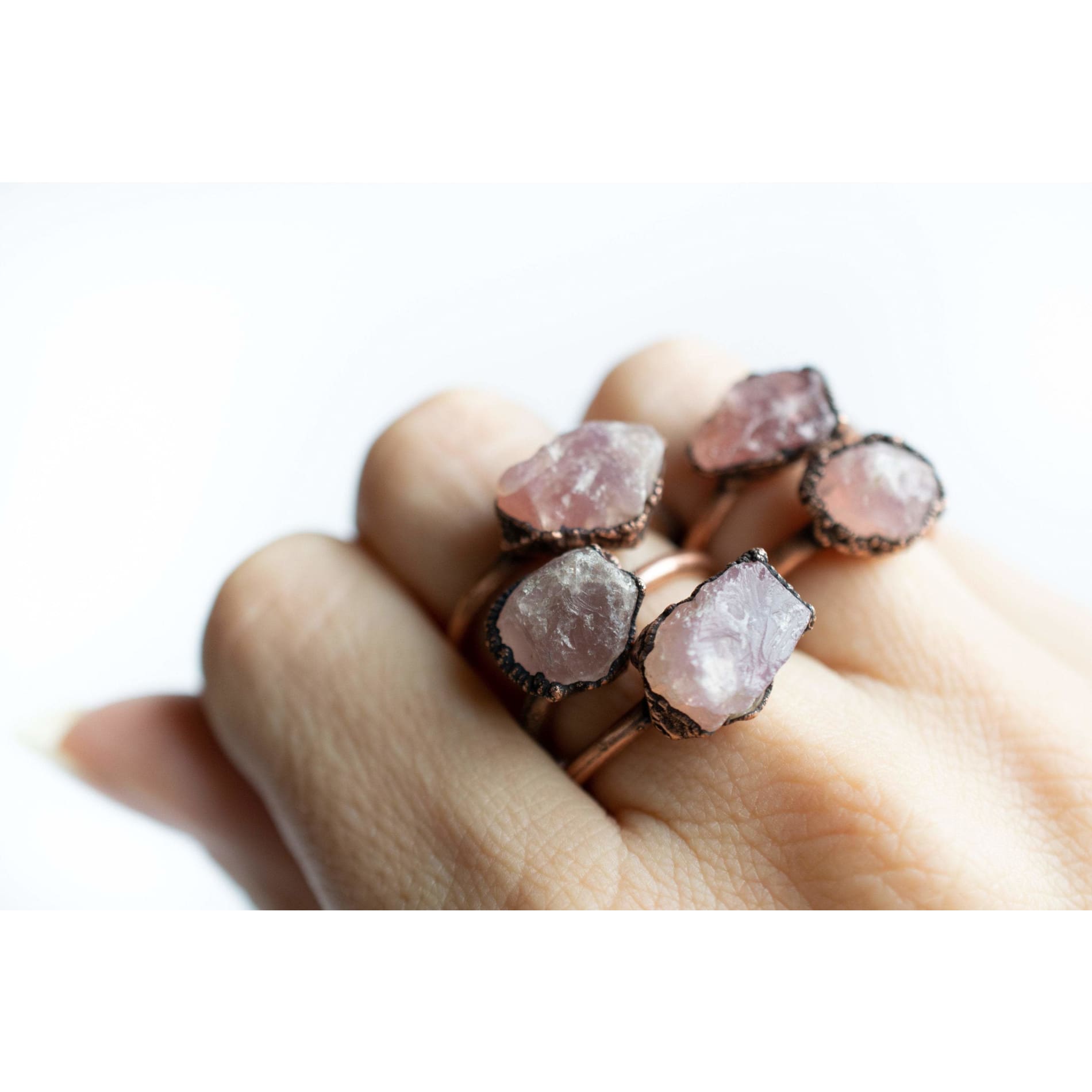 Rose Quartz Copper Ring for Women - Elegant Healing Crystal Jewelry for Love & Positive Energy | Perfect for Gifts, Meditation & Everyday Wear