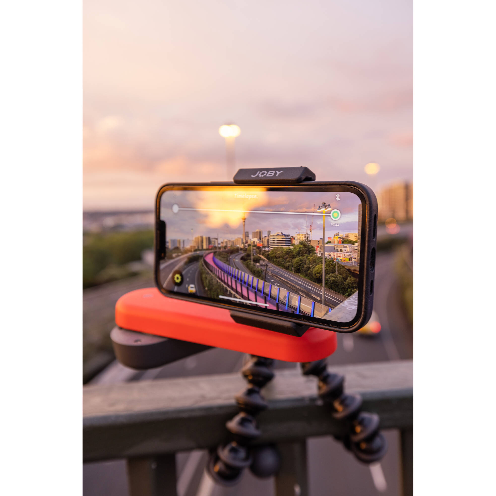 Joby Swing Complete Kit - Professional Camera Stabilizer for DSLR & Mirrorless Cameras | Perfect for Vlogging, Travel & Action Shots | Includes Mounting Accessories & Carry Case