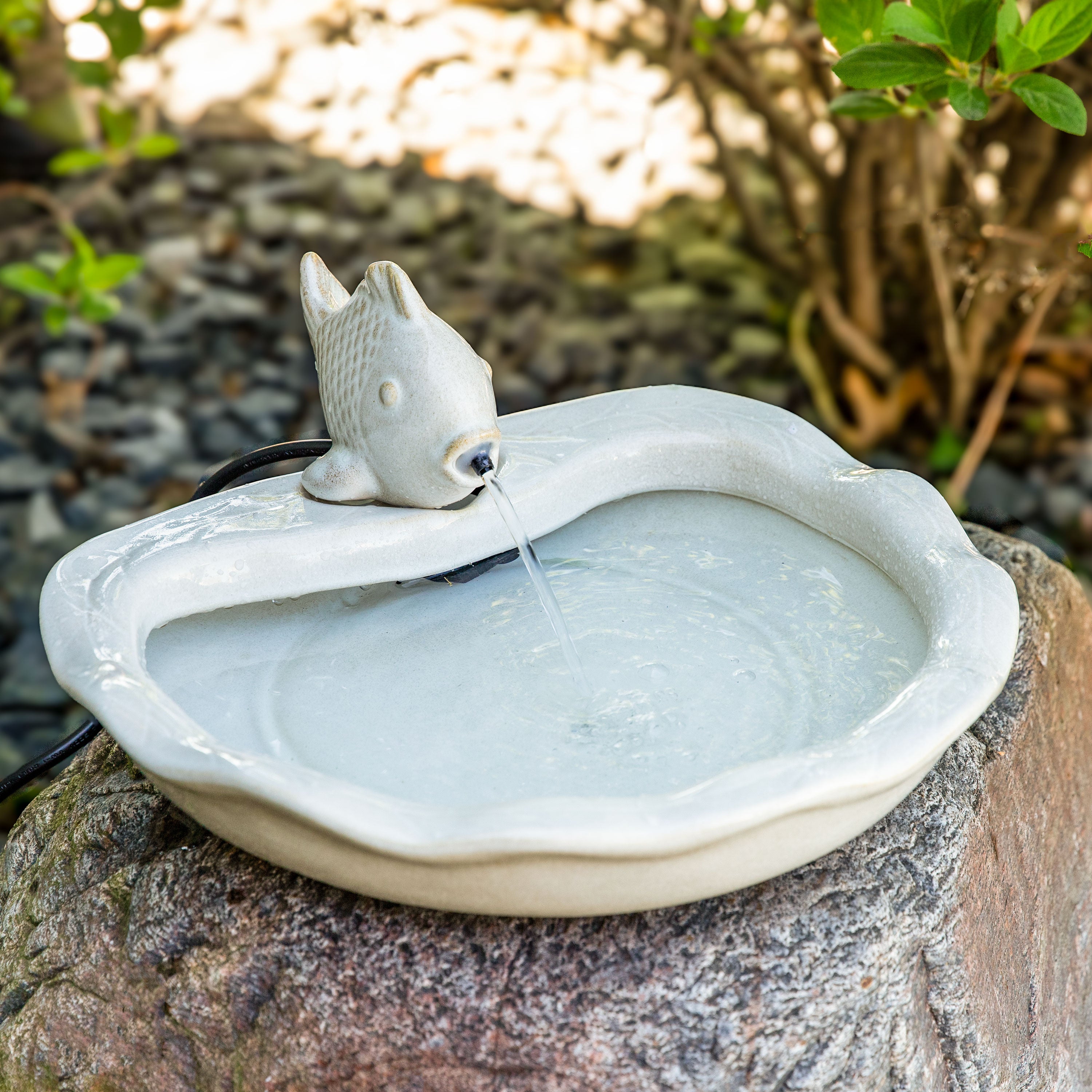 Sunnydaze Glazed Ceramic Fish Outdoor Water Fountain - Decorative Garden Fountain for Patio, Yard, and Landscape - Relaxing Water Feature for Outdoor Spaces