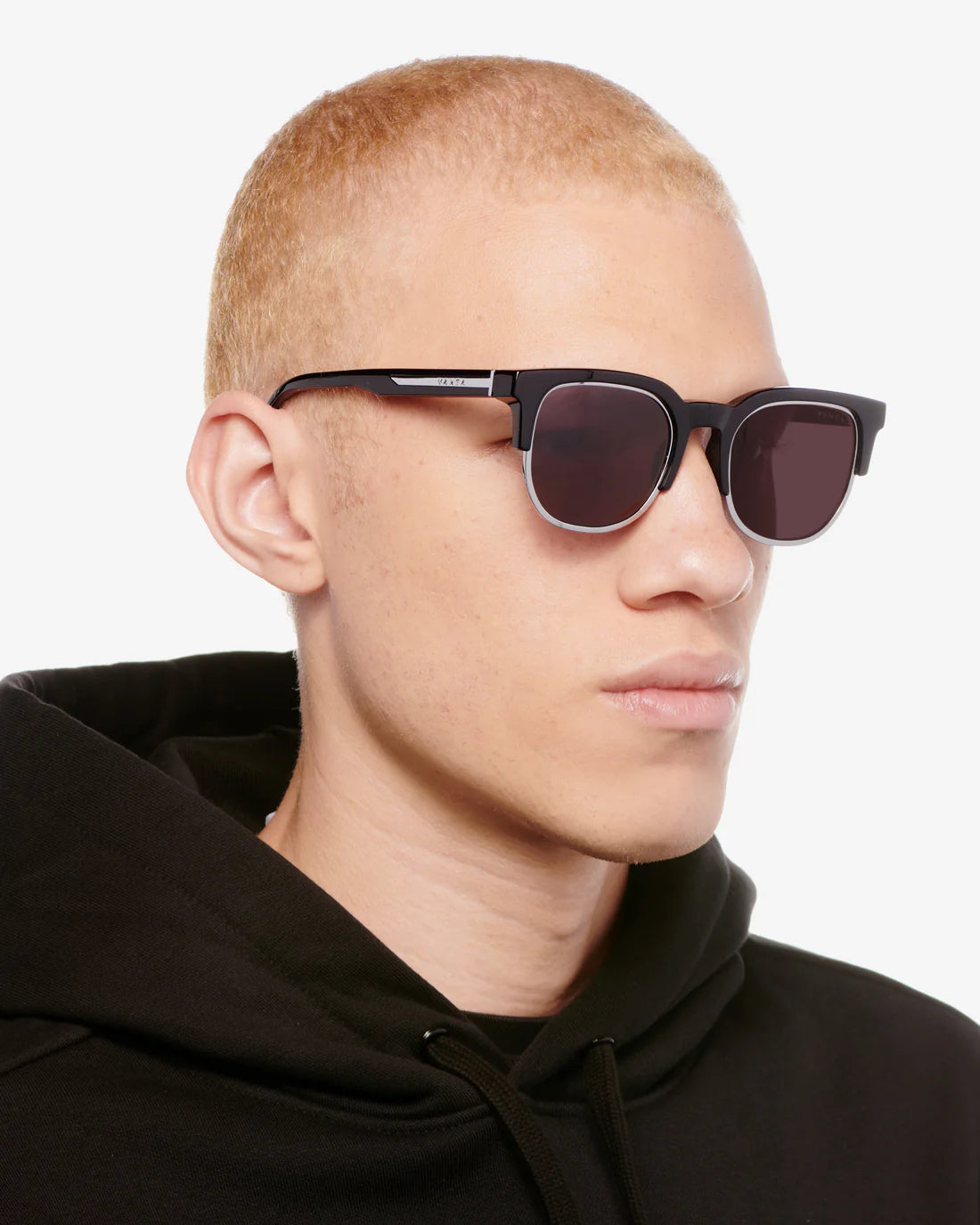 VANTA Matar Sunglasses - Gloss Black & Gunmetal Frame - UV Protection Polarized Lenses - Stylish Outdoor Sports & Driving Shades