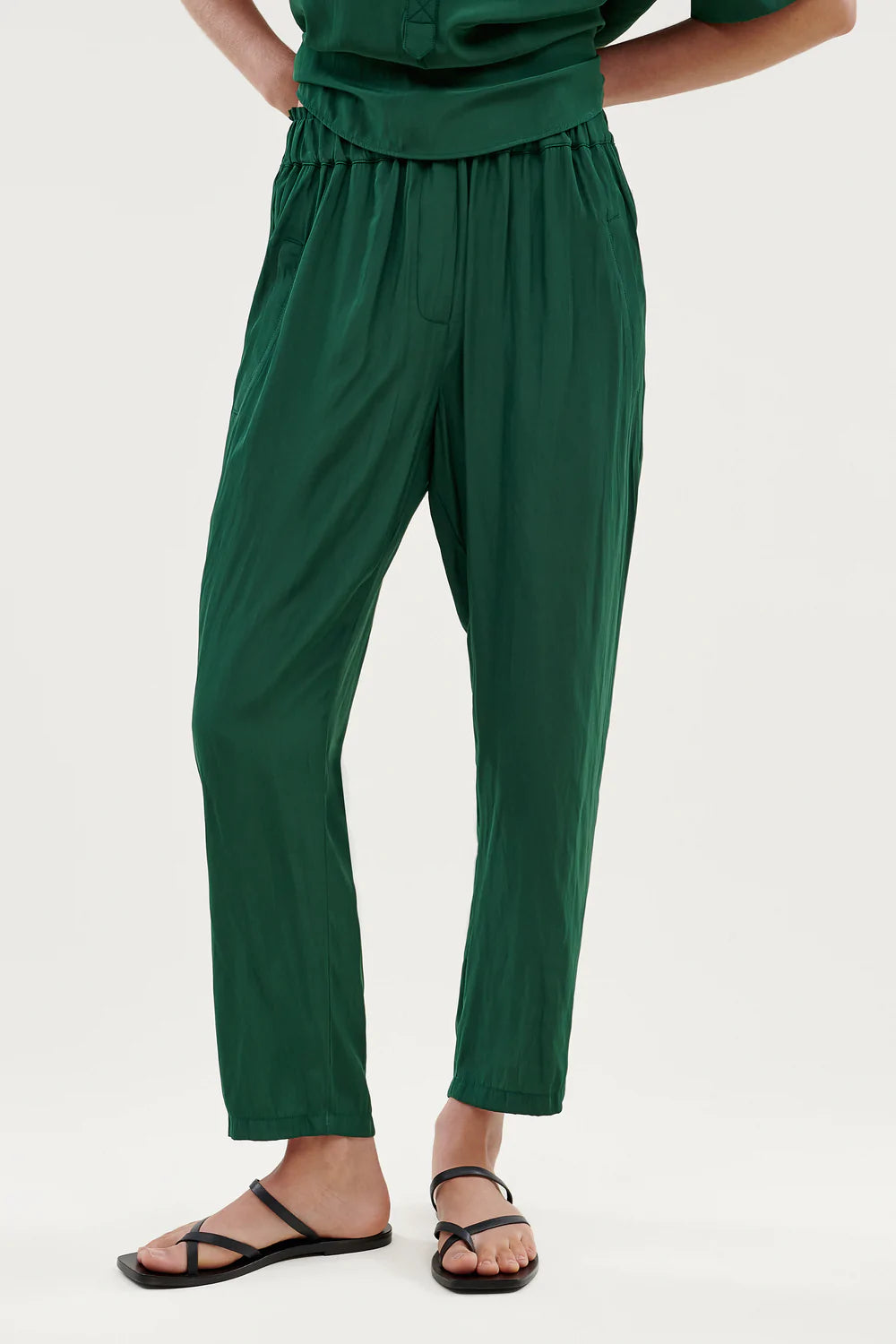 Ena Pant Emerald Green Women's Casual Pants - Comfortable Stretch Trousers for Work, Travel & Everyday Wear