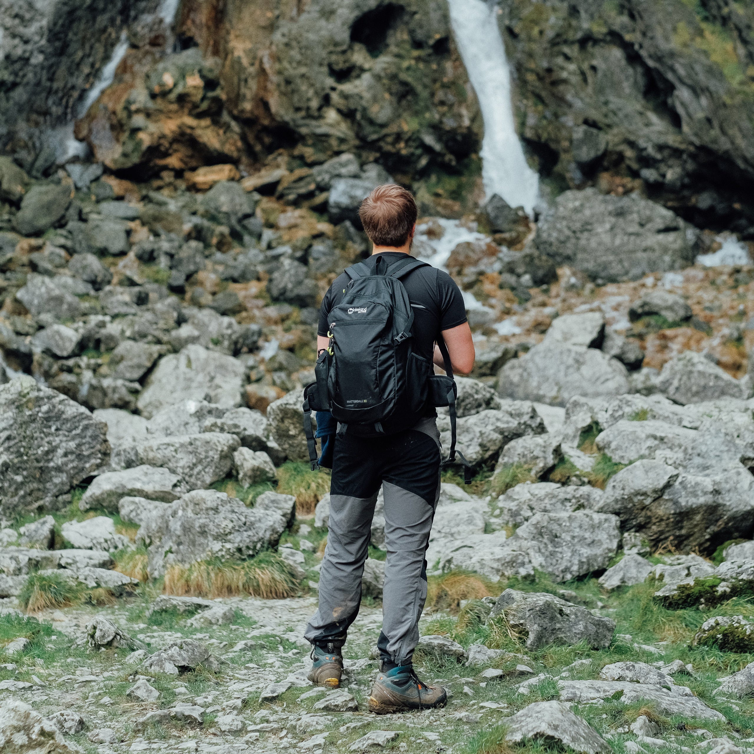 Lightweight 30L Hiking Backpack - Waterproof Daypack for Outdoor Camping, Travel & School - Durable Matterdale Backpack for Men & Women
