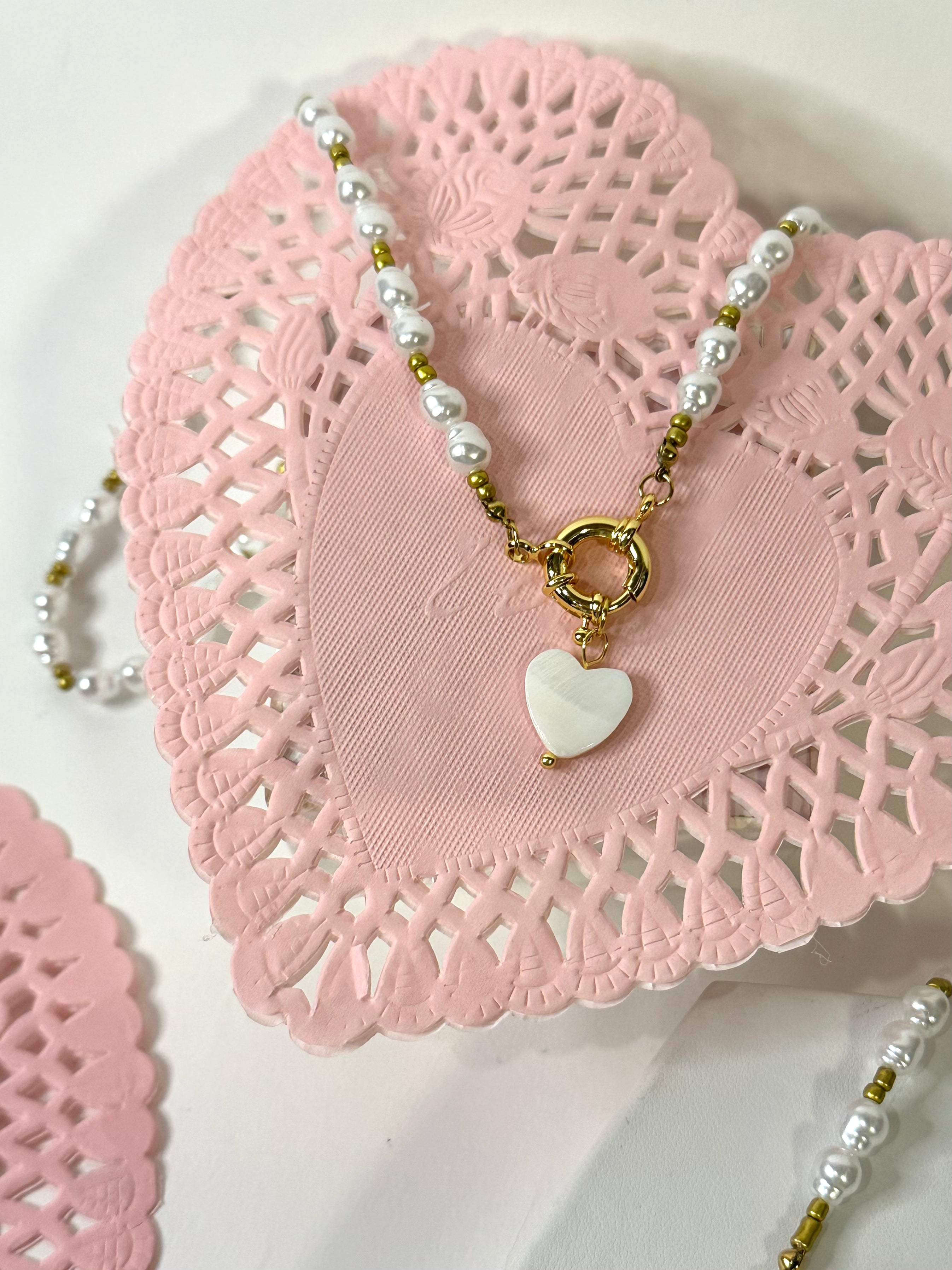 Pearl Gold Front Clasp Heart Pendant Necklace for Women - Elegant Jewelry Gift for Valentine's Day, Anniversary & Special Occasions
