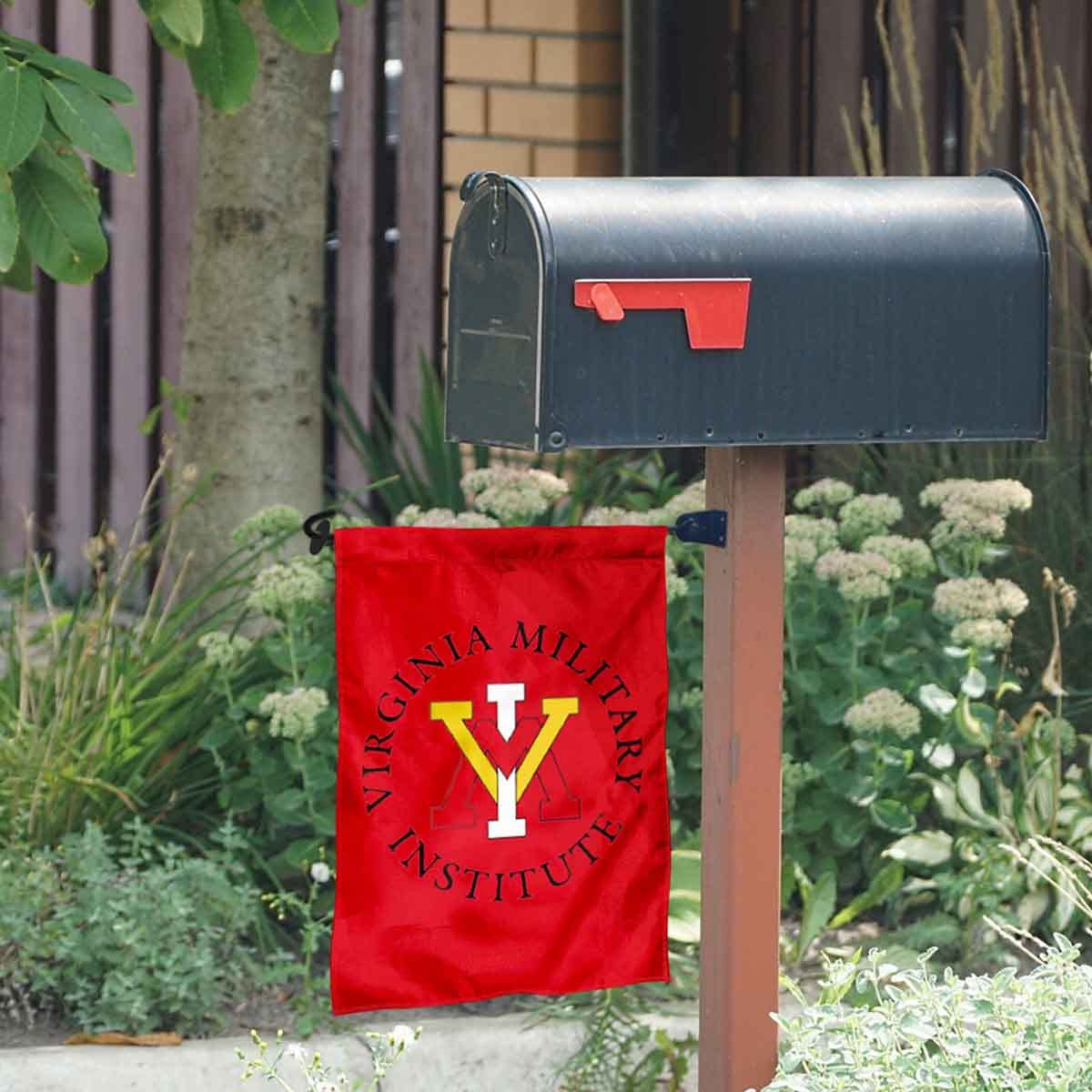 VMI Keydets Garden Flag Set with Mailbox Post Pole Mount Holder - College Flags & Banners Co. - Perfect for School Spirit, Tailgating, and Home Decor