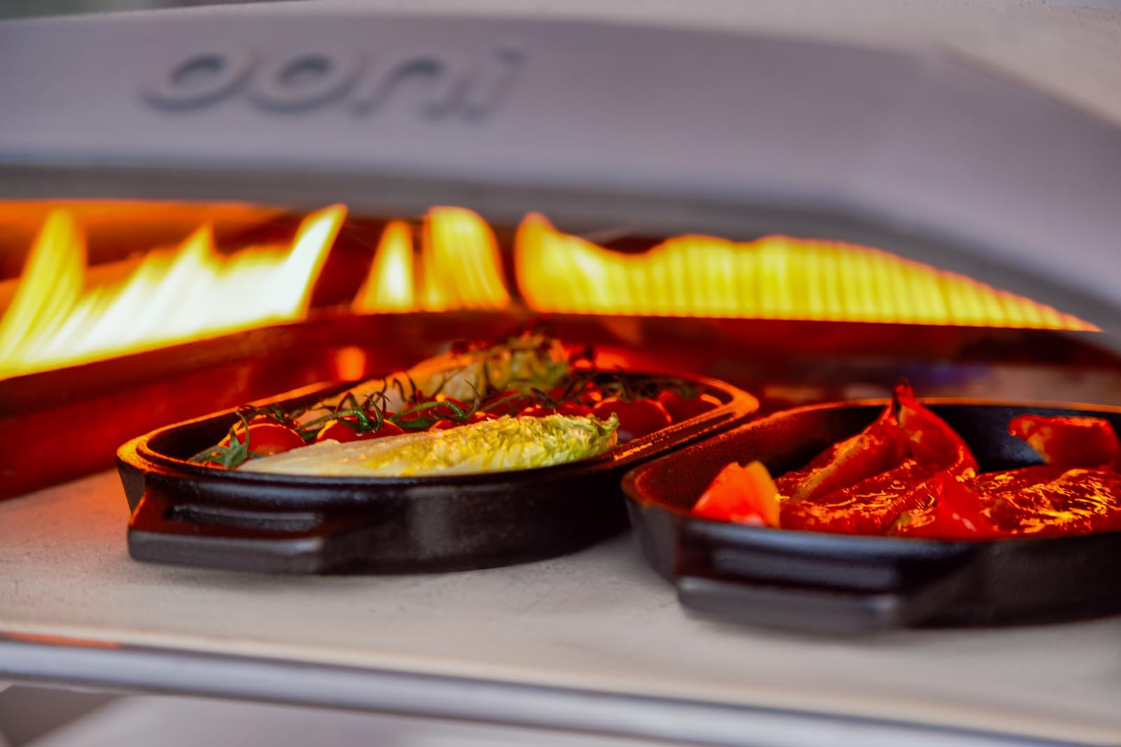 Ooni Koda 16 Gas Pizza Oven - Portable Outdoor Pizza Maker with 14