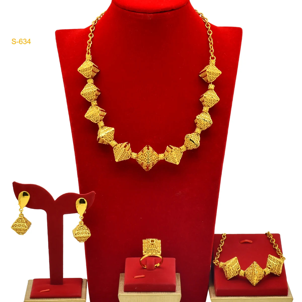 Elegant Evening Dress Set for Women - Formal Gowns & Matching Accessories - Perfect for Prom, Cocktail Parties & Special Occasions