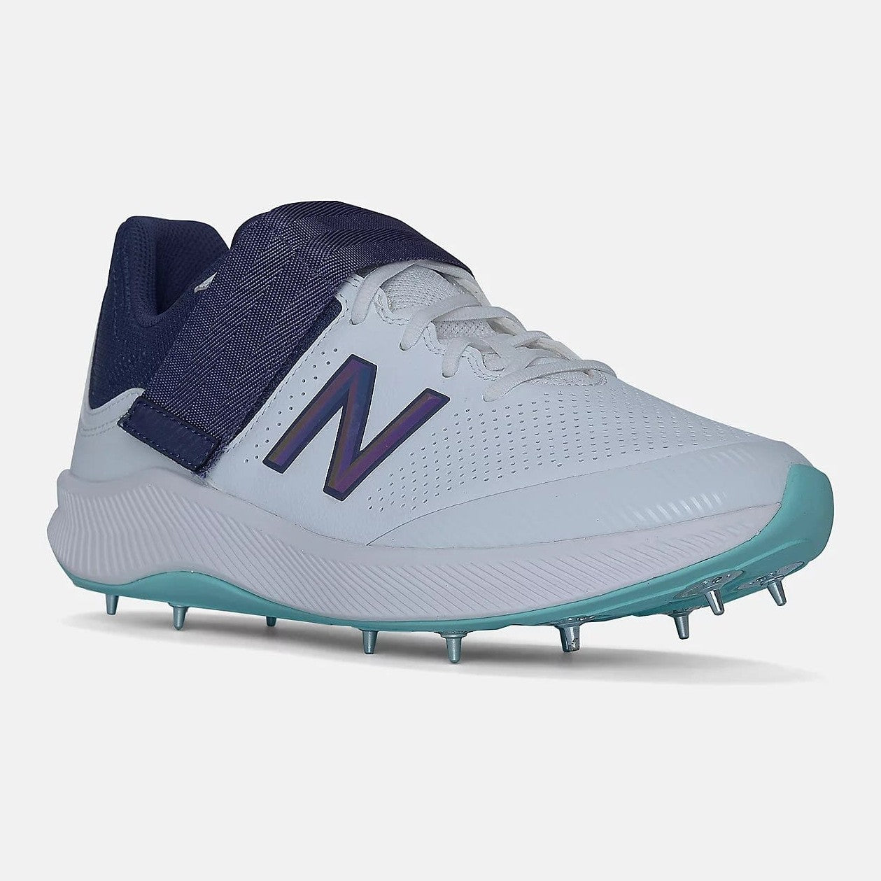 New Balance CK4040J5 Cricket Spike Shoes 2022 - Lightweight & Durable for Competitive Matches & Training