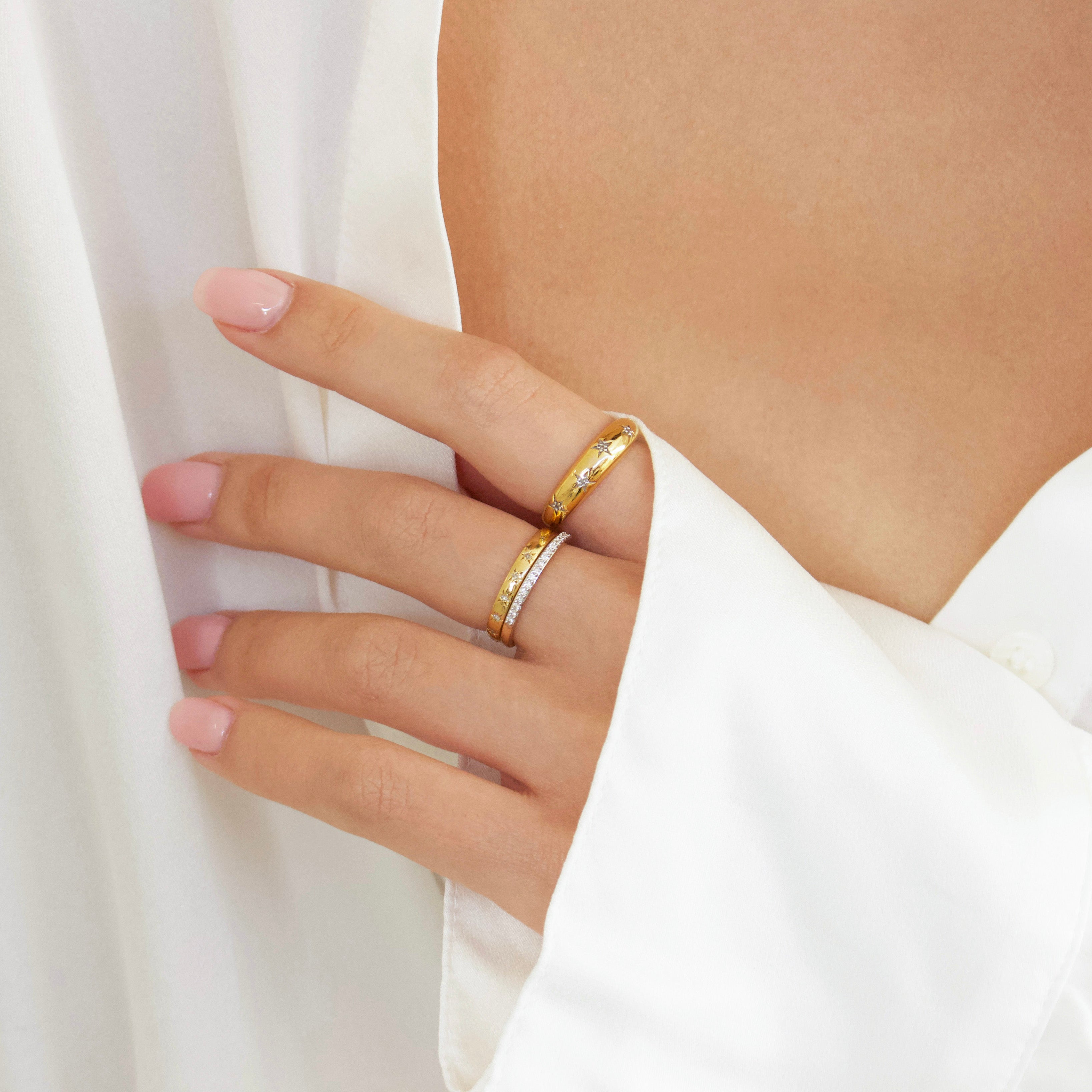 Chunky Star Set Diamond Band Ring for Women - Elegant Stackable Jewelry for Everyday Wear & Special Occasions