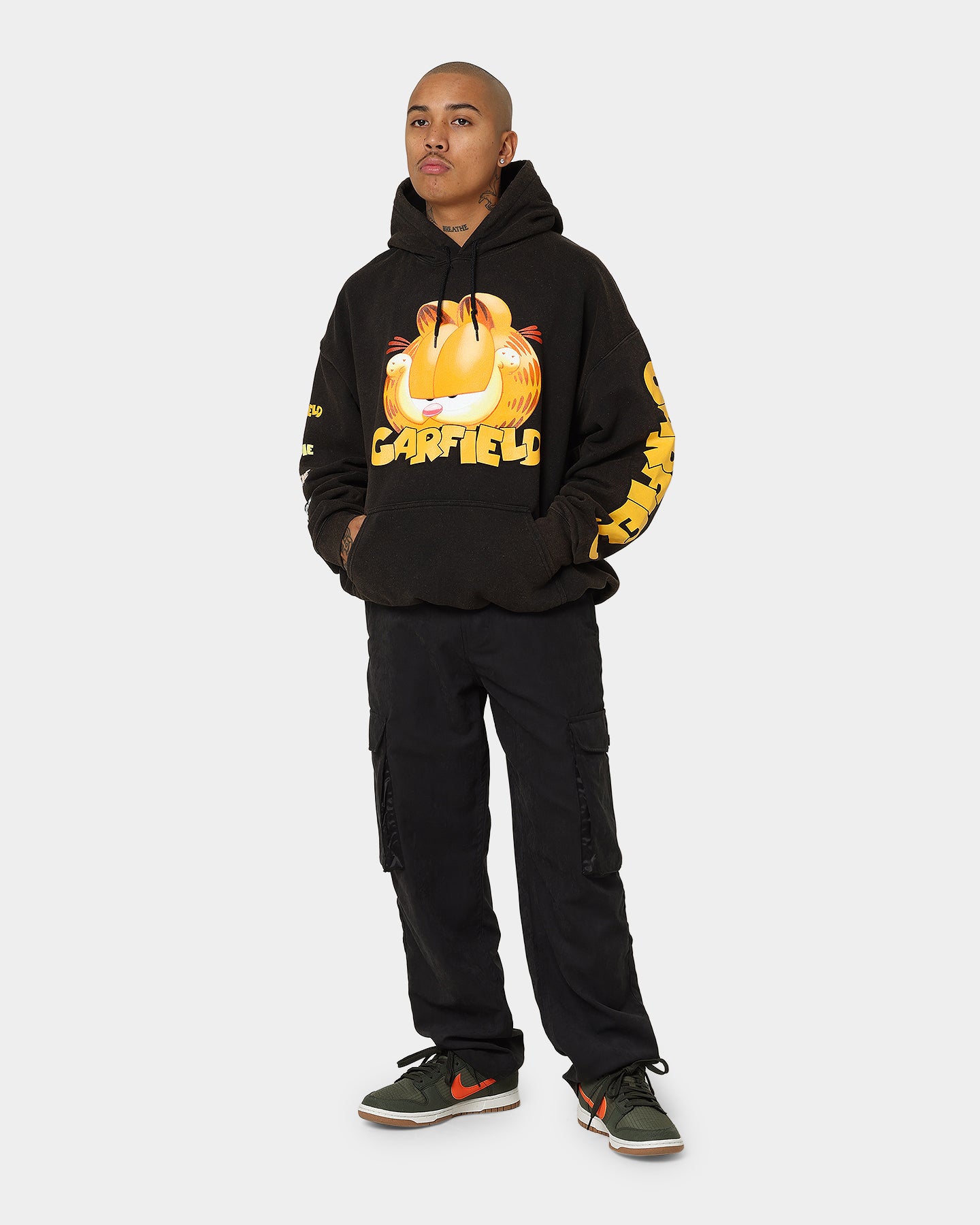 Vintage Garfield Hoodie - Black Wash | American Thrift | Retro Cartoon Sweatshirt for Men & Women | Perfect for Casual Wear, Lounge & Street Style