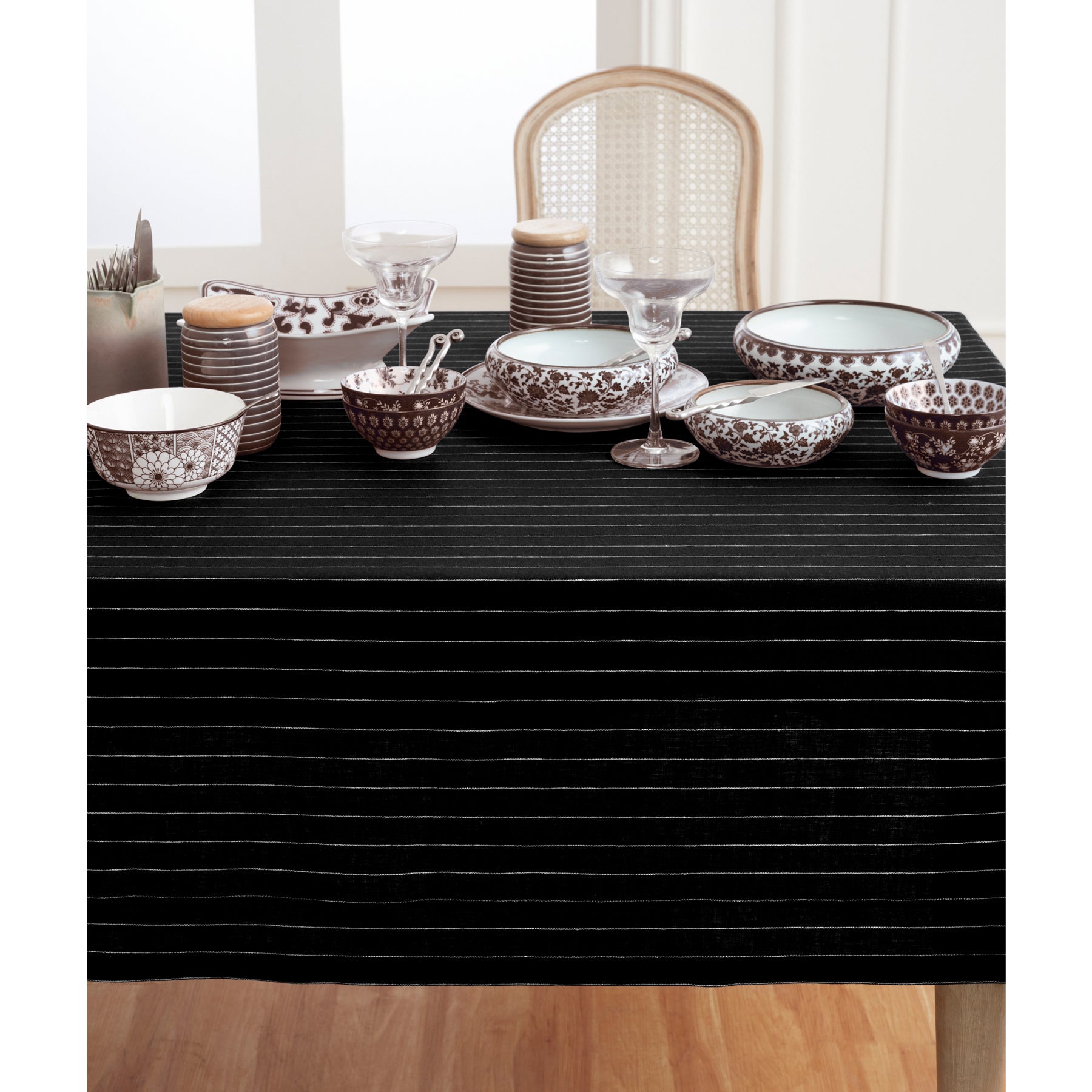 Elegant Pinstripe Tablecloth for Dining & Events - Premium Cotton Table Cover for Restaurants, Weddings & Home Decor