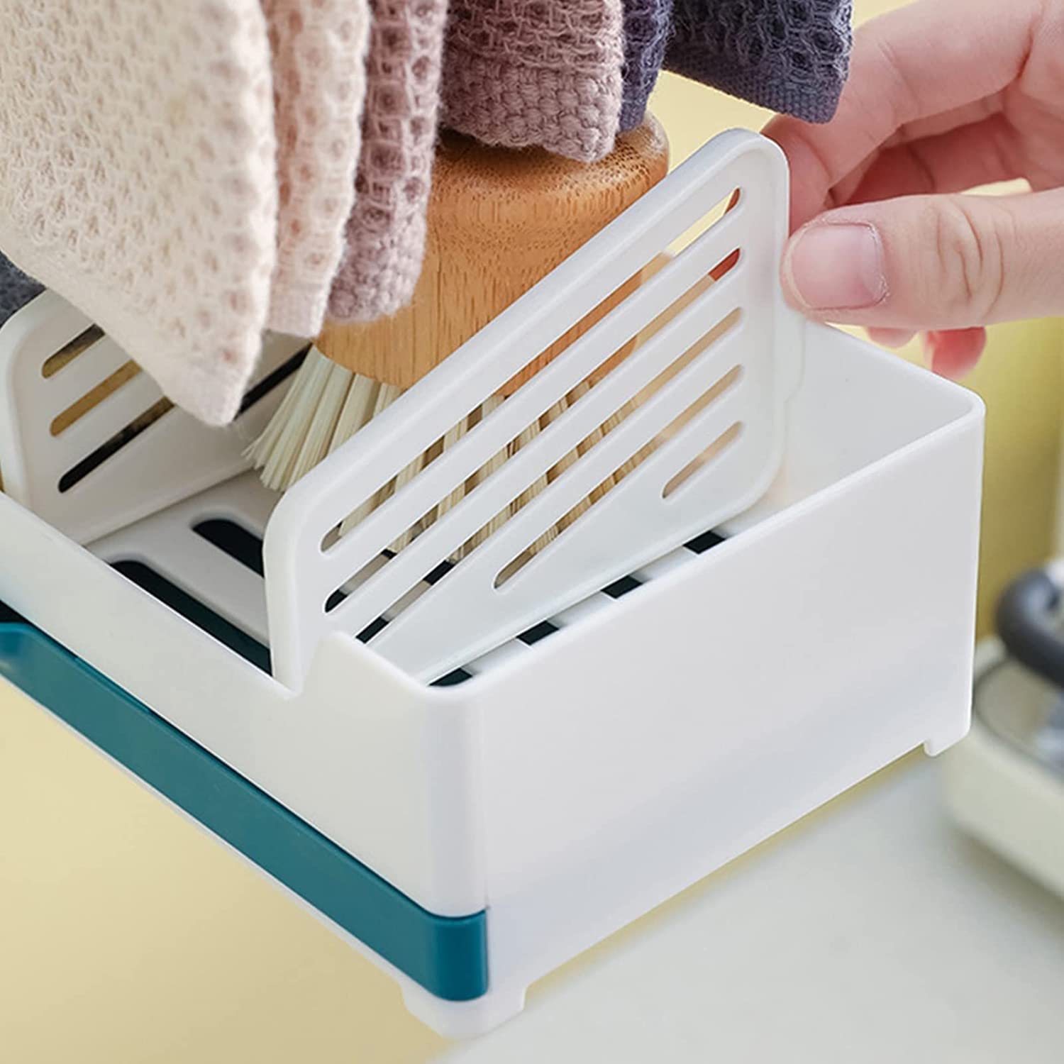**Stainless Steel Kitchen Sink Caddy & Sponge Holder with Drain Pan - Expandable Sink Organizer for Dishwashing Sponges, Brushes & Cleaning Tools - Perfect for Home Decor & Kitchen Storage**    *(Use Case: Keep your sink area tidy while organizing sponges, brushes, and dish soap for a clutter-free kitchen!)*