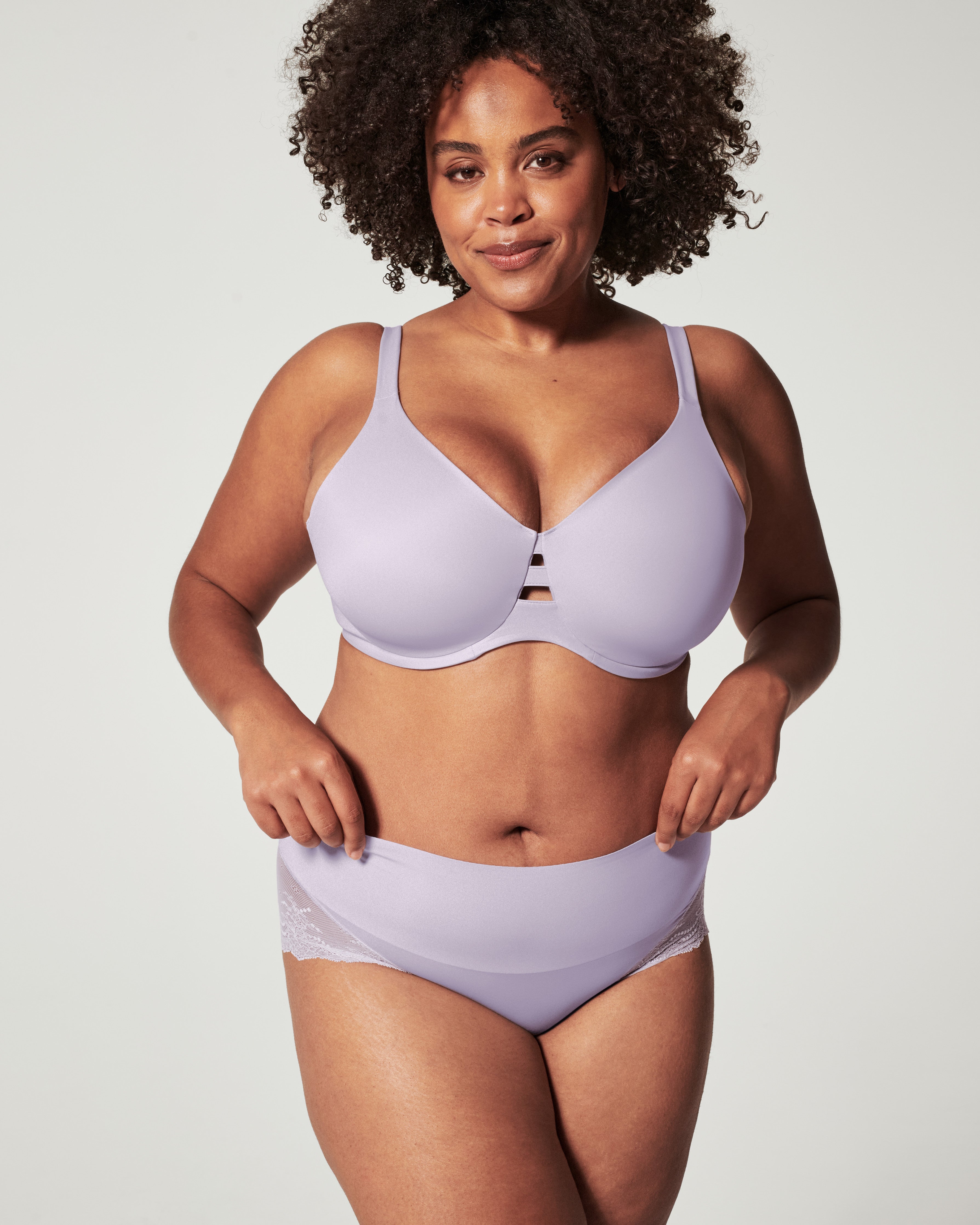 SPANX® Low Profile Minimizer Bra - Seamless Comfort for Everyday Wear | Perfect for Work, Yoga & Layering Under Clothes