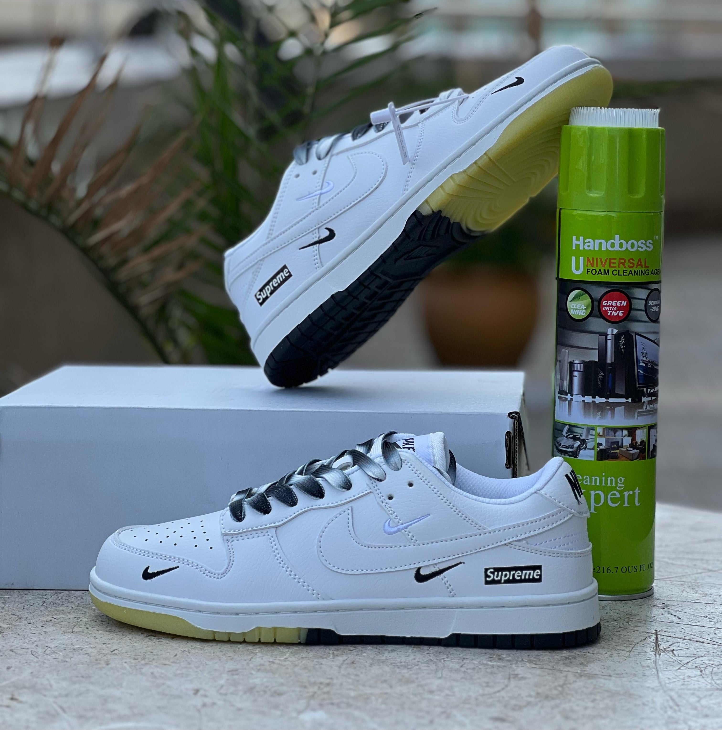 Nike Dunk Low x Supreme White Sneakers - Men's & Women's Casual Shoes for Streetwear, Skateboarding & Everyday Fashion