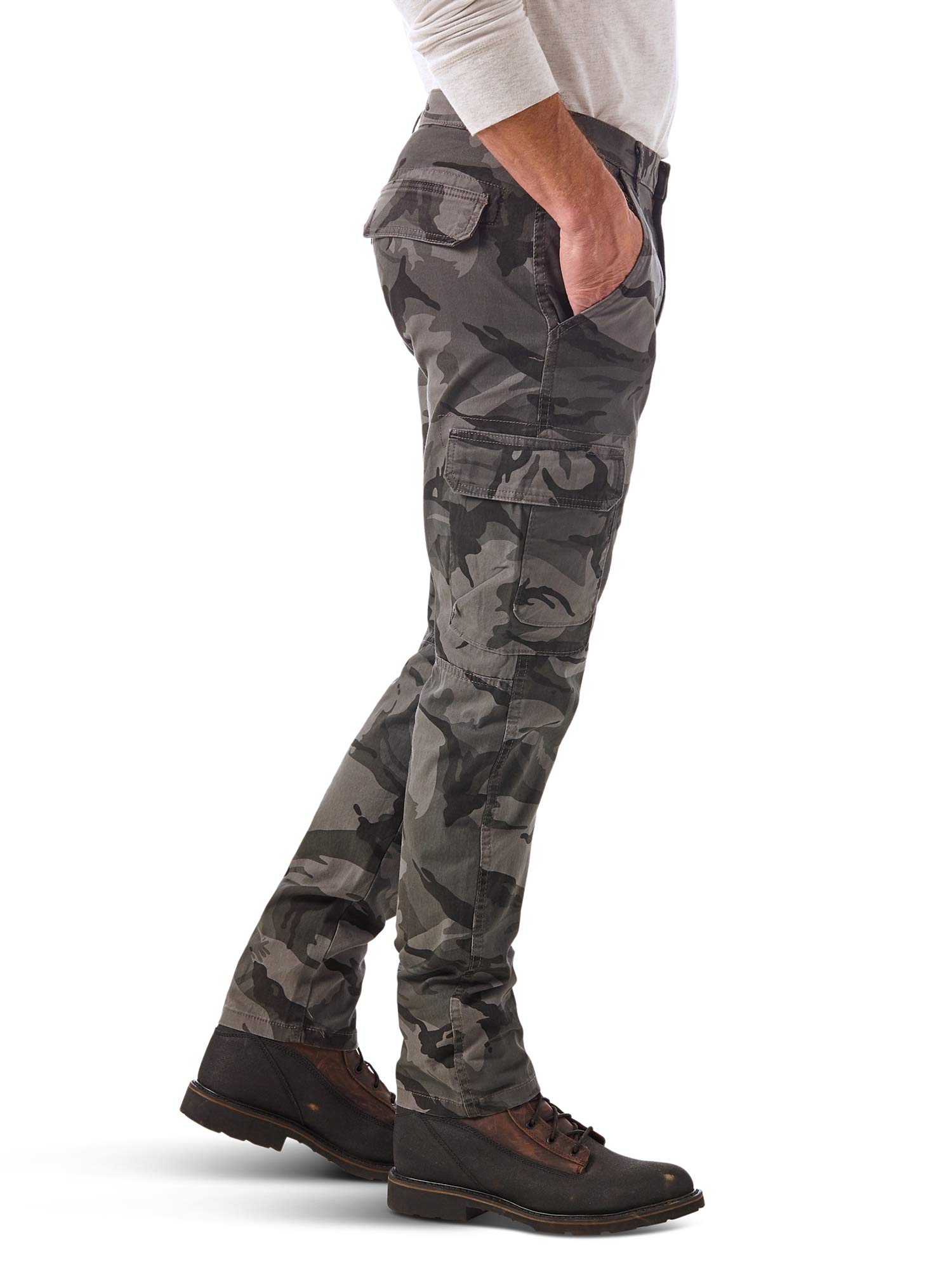 Wrangler Authentics Men's Regular Tapered Cargo Pants - Durable Work & Outdoor Adventure Pants for Hiking, Camping & Casual Wear