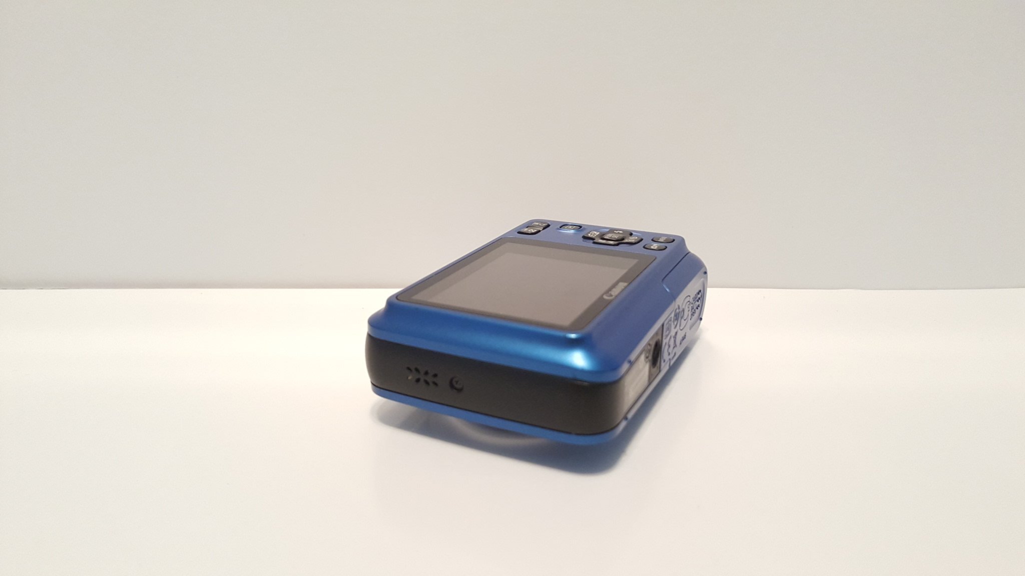 Canon PowerShot A495 10MP Digital Camera with 3.3x Optical Zoom, 2.5