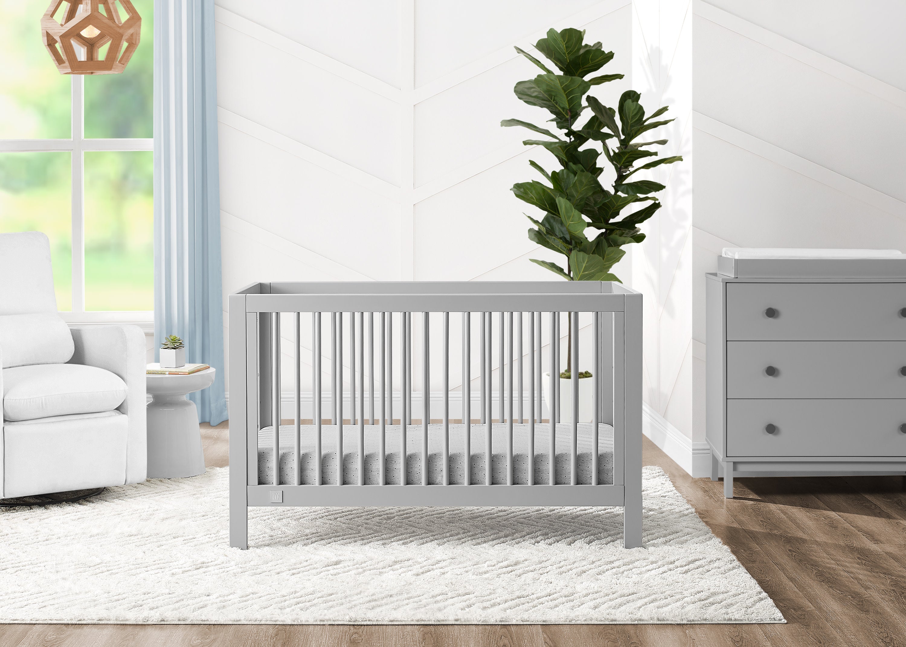 BabyGap Charlie 6-in-1 Convertible Crib - Grow with Your Child from Newborn to Toddler | Safe Nursery Furniture for Modern Baby Rooms