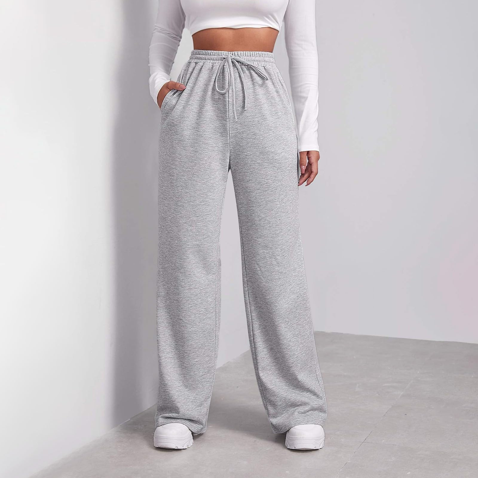 **Women's High Waist Fleece Joggers - Baggy Wide Leg Sweatpants with Pockets, Lightweight & Comfy Drawstring Lounge Pants for Casual Wear, Yoga, and Travel**