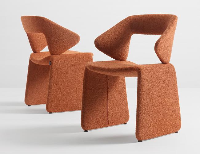 Artifort Modern Suit Chair - Stylish & Comfortable Office & Home Furniture for Living Room, Workspace & Lounge Areas
