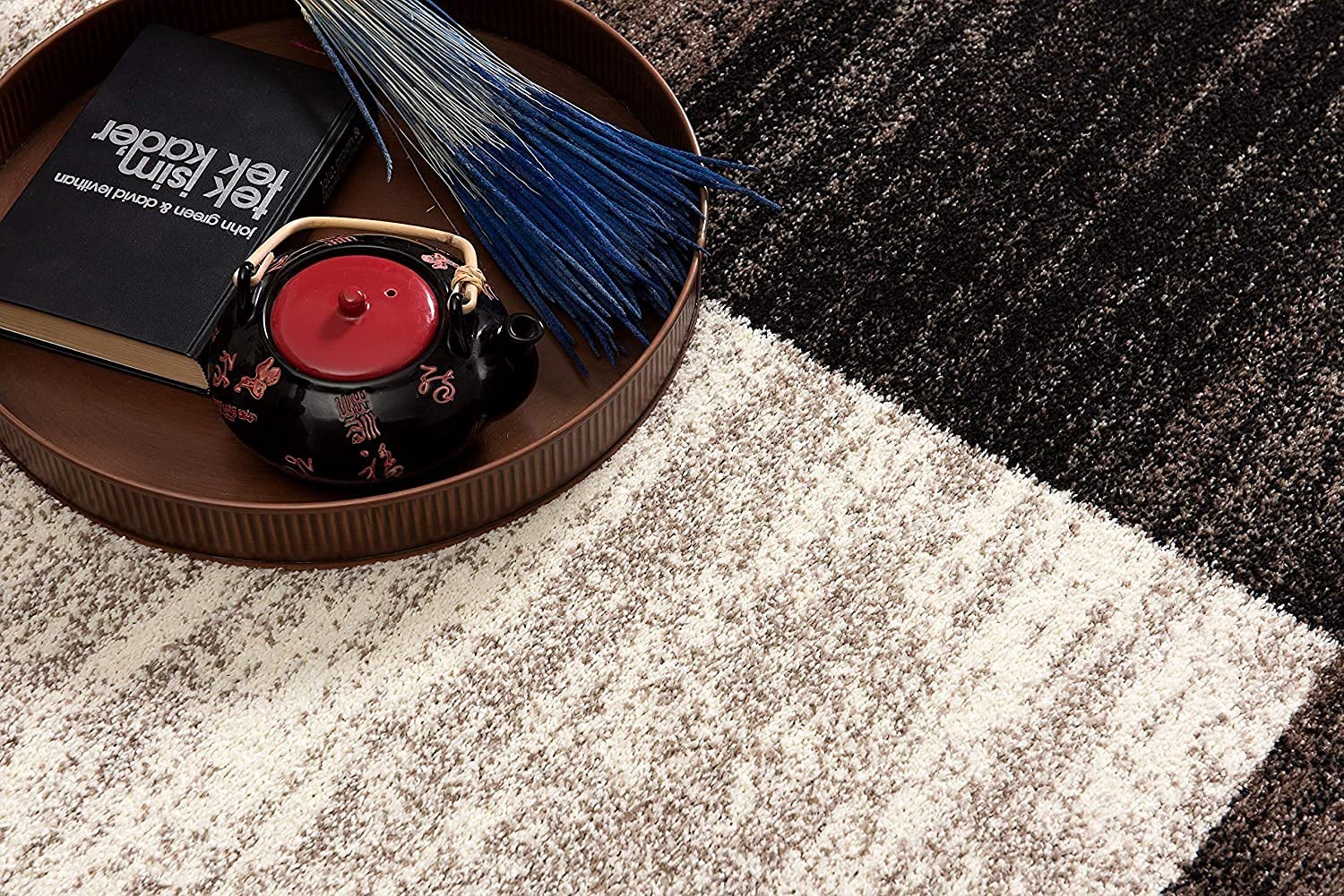 HomeRoots 100% Twisted Polyester 8x11 Inch Brown & Beige Abstract Blocks Area Rug - Soft Modern Floor Covering for Living Room, Bedroom & Office Decor