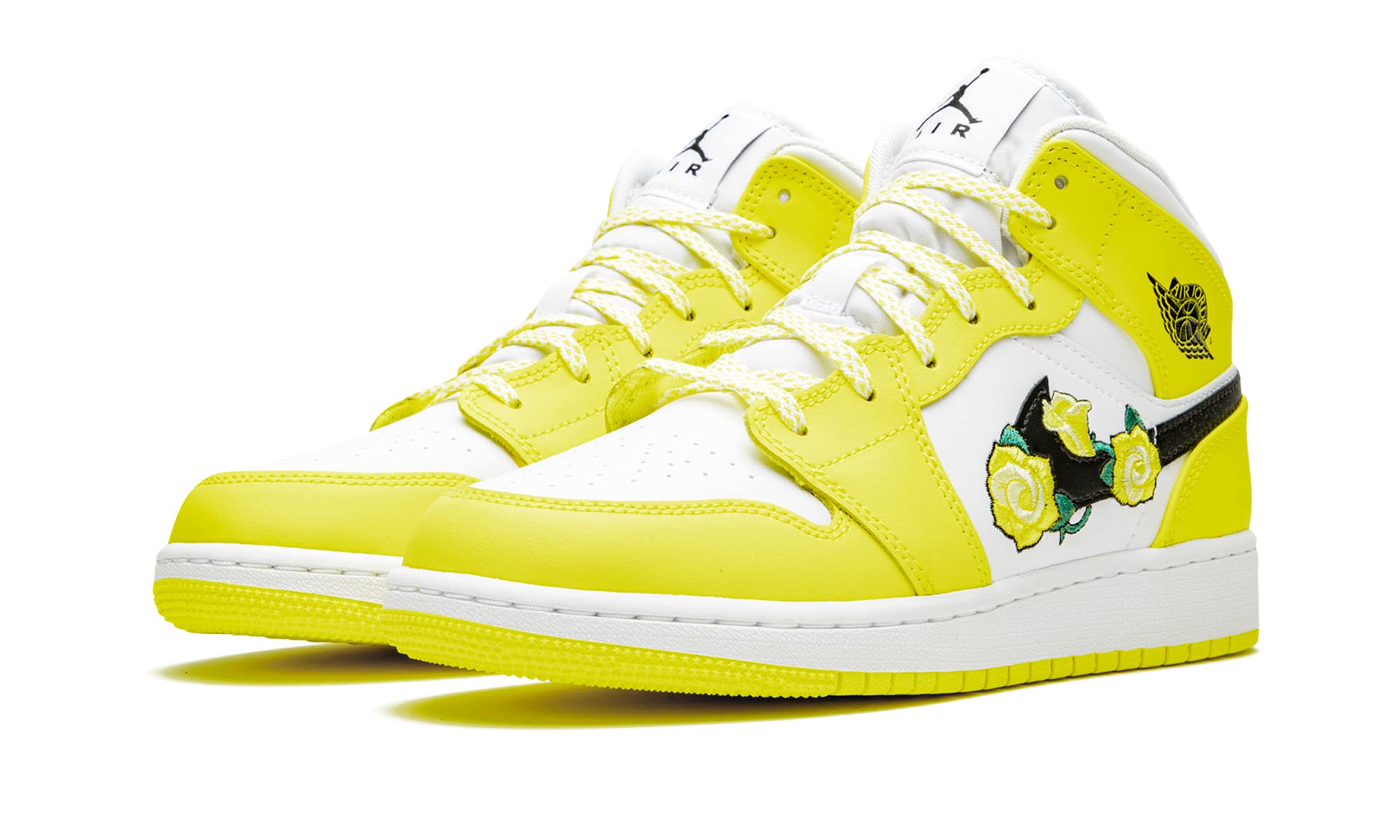 Jordan Boys' Air Jordan 1 Mid Basketball Shoes - Kids' Sneakers for School, Sports & Casual Wear