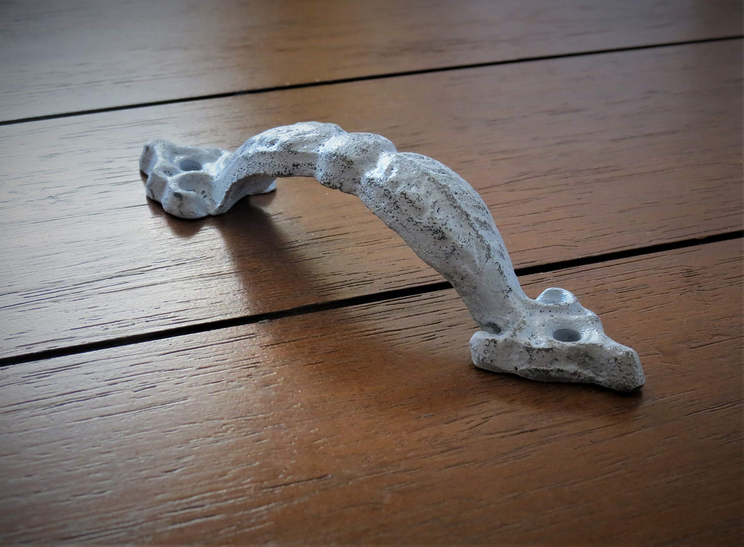 Vintage Cast Iron Leaf Drawer Pull - Farmhouse Cabinet Handle for Dresser & Door
