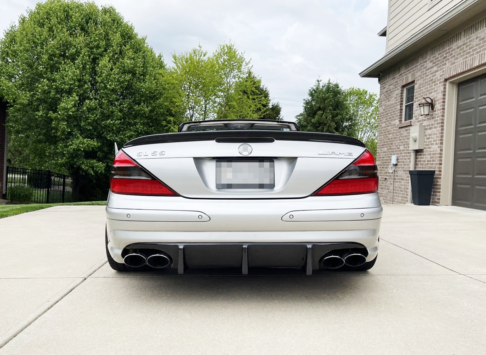 Euro Smoked Lens Full LED Trunk Lid 3rd Brake Light for 2003-2012 Mercedes R230 SL Class - Upgrade Your Car's Rear Style & Safety
