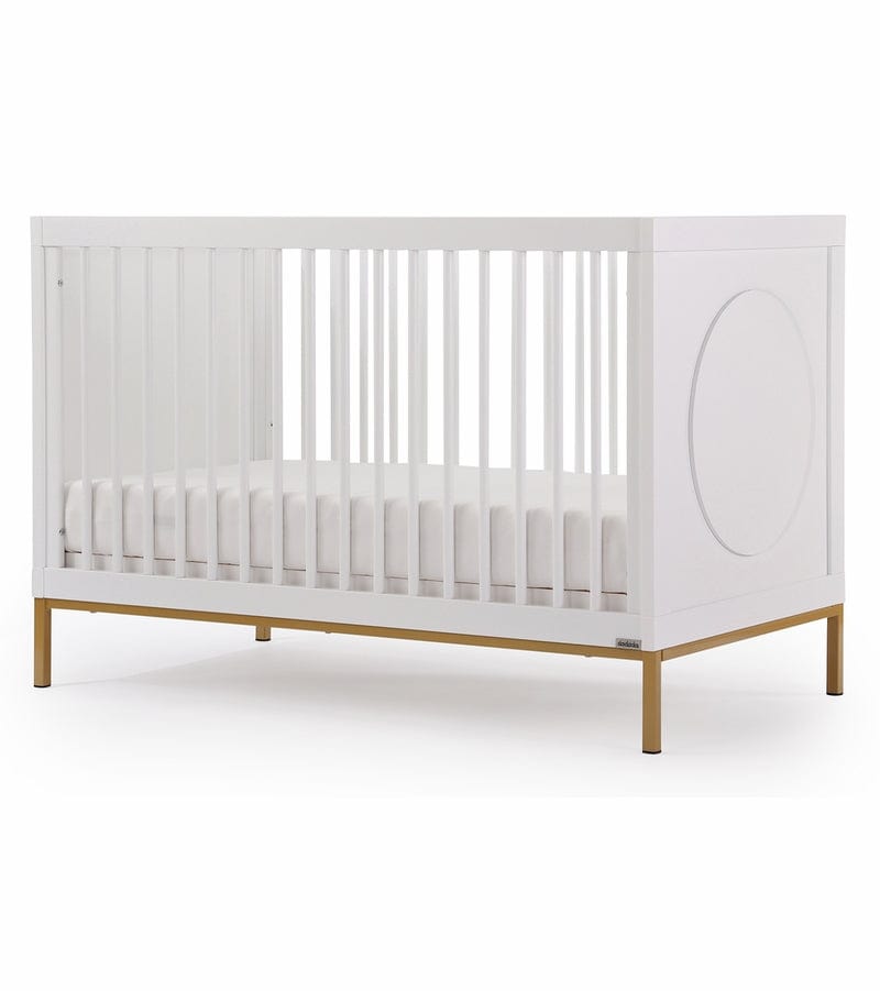 Chicago 3-in-1 Convertible Baby Crib with Toddler Bed & Daybed - Safe & Stylish Nursery Furniture for Newborns to Toddlers - Perfect for Small Spaces & Modern Nurseries