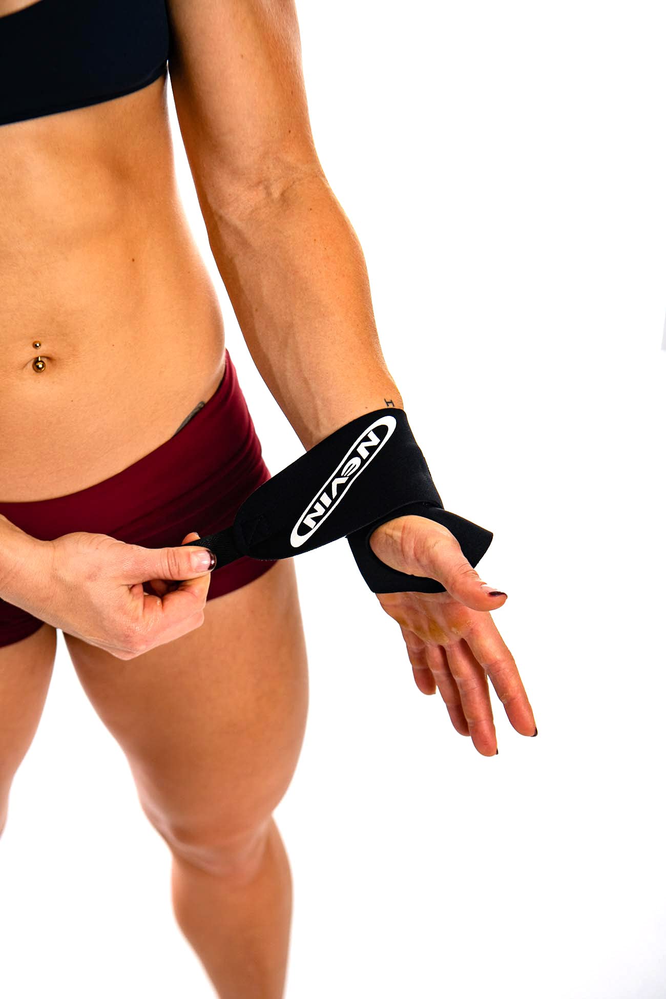 Nevin Neoprene Single Wrist Support Brace - Adjustable & Breathable for Weightlifting, Gym, Tennis & Pain Relief (Red) - Ideal for Workouts, Sports & Injury Recovery