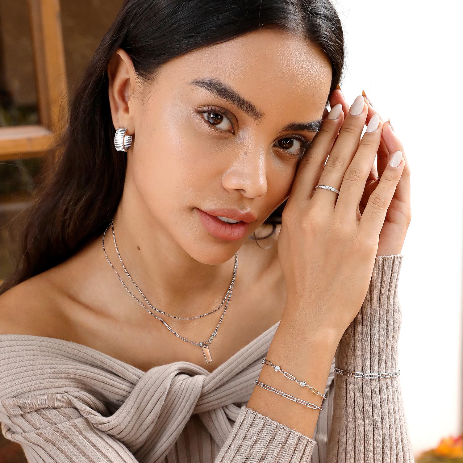 Meissa 925 Sterling Silver Gold Hoop Earrings for Women - Large Hammered Loop Earrings, Hypoallergenic Fashion Jewelry Gift for Her | Perfect for Parties, Weddings & Everyday Wear