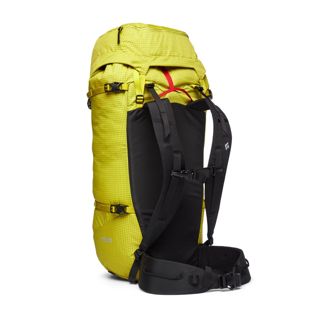 Black Diamond Speed 30 Backpack - Lightweight Hiking Backpack for Men & Women - Durable Daypack for Climbing, Trekking & Outdoor Adventures - Perfect for Camping, Travel & Daily Use