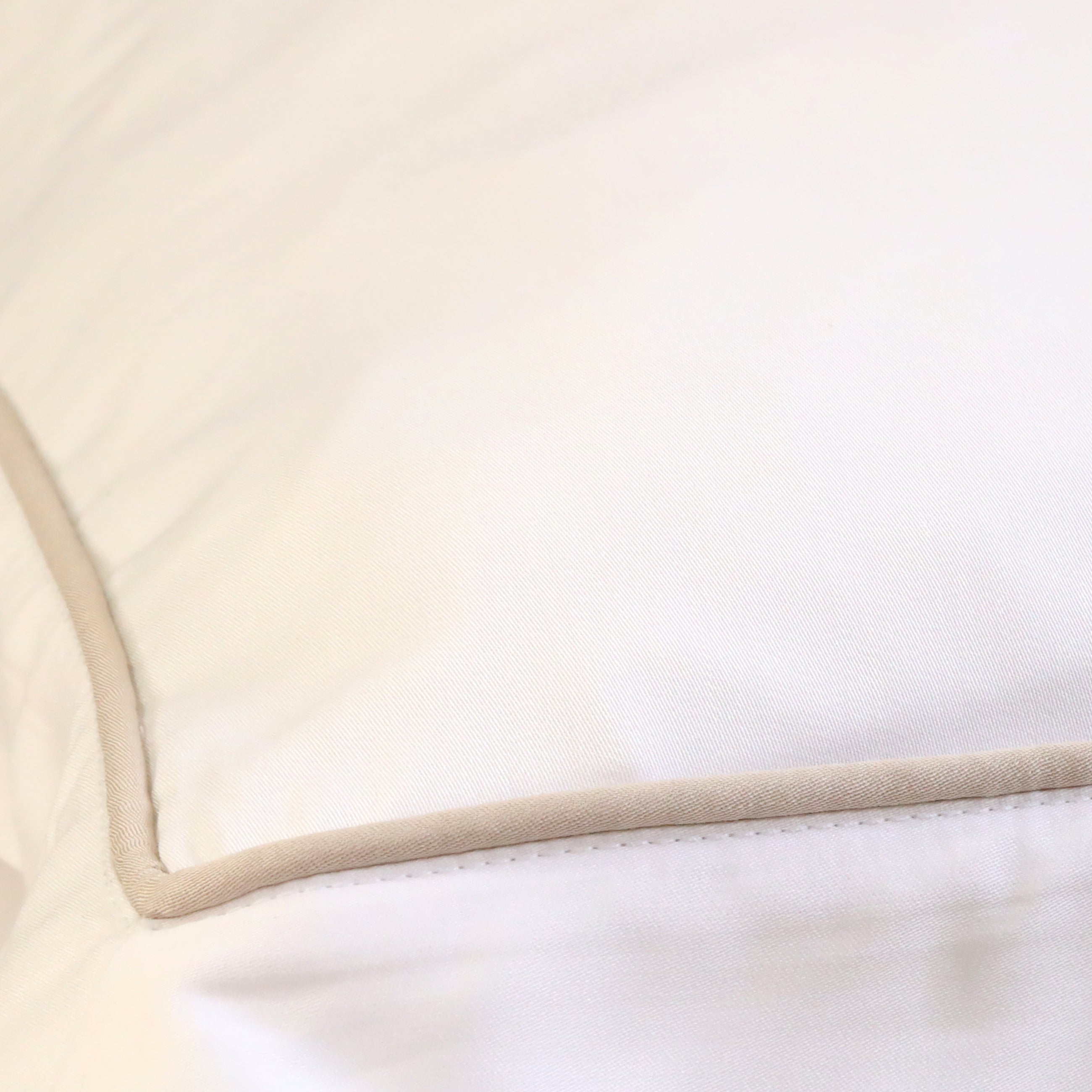 Sheena Bamboo Sateen Duvet Cover Set - Queen Size, Soft & Breathable Bedding Set for Luxurious Sleep - Perfect for Master Bedroom, Guest Room & Hotel Decor