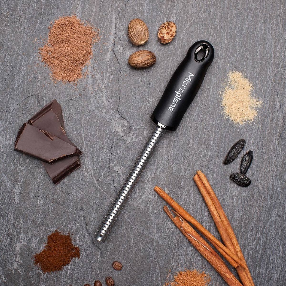 Premium Stainless Steel Spice Grater - Microplane Fine Zester for Nutmeg, Cinnamon & Hard Cheeses - Perfect for Baking, Cooking & Garnishing Dishes