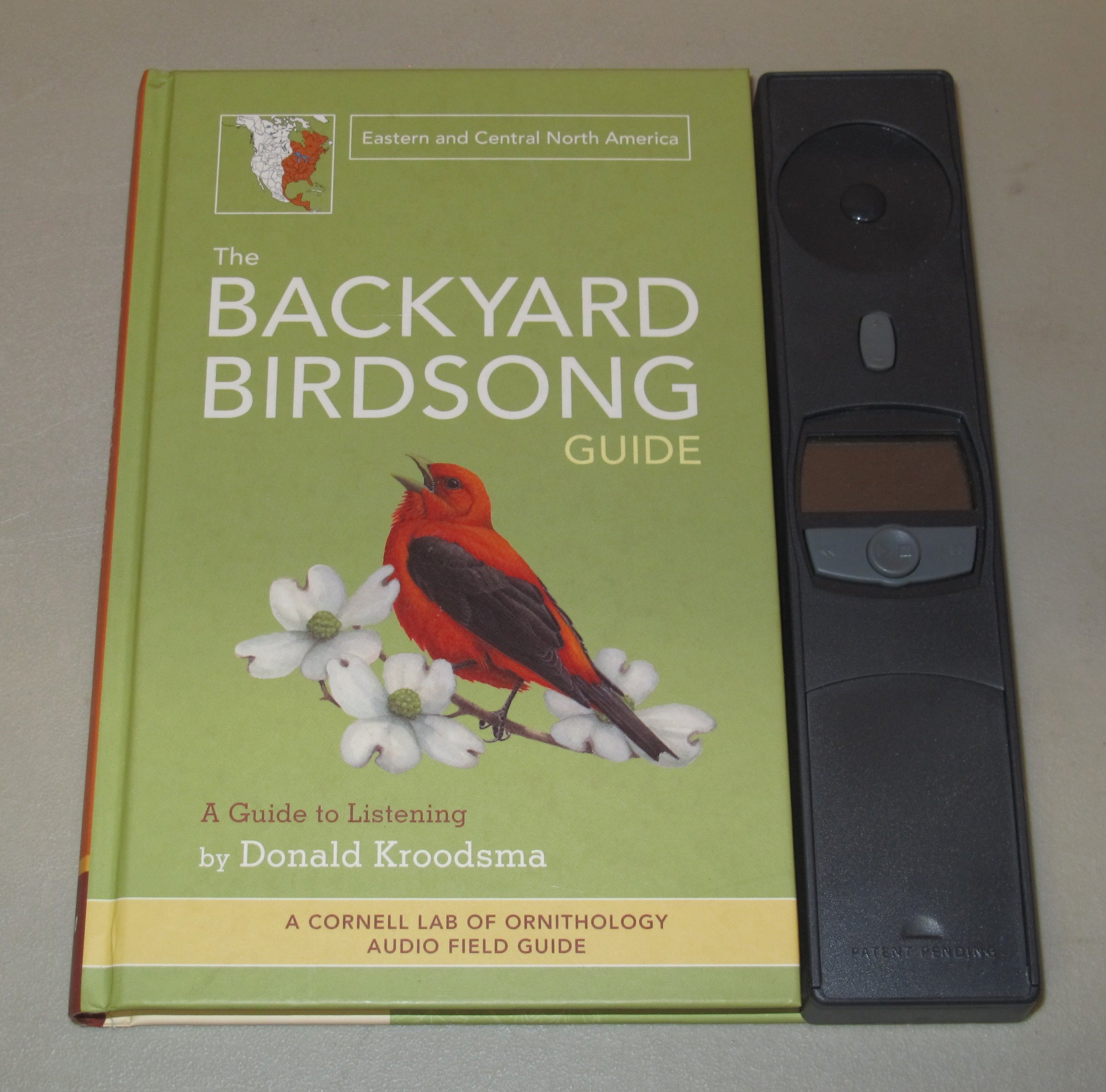 Chronicle Books Backyard Bird Songs Guide - East & Central Coast Birdwatching Book with Audio Tracks | Perfect for Bird Lovers, Nature Enthusiasts & Outdoor Activities