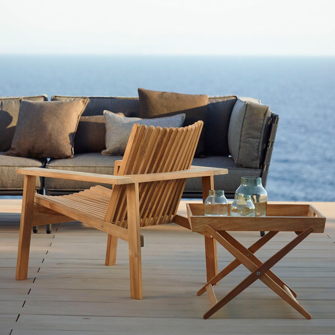 Premium Amaze Outdoor Lounge Chair - Waterproof & Foldable Patio Furniture for Backyard, Poolside, Beach, and Garden Relaxation