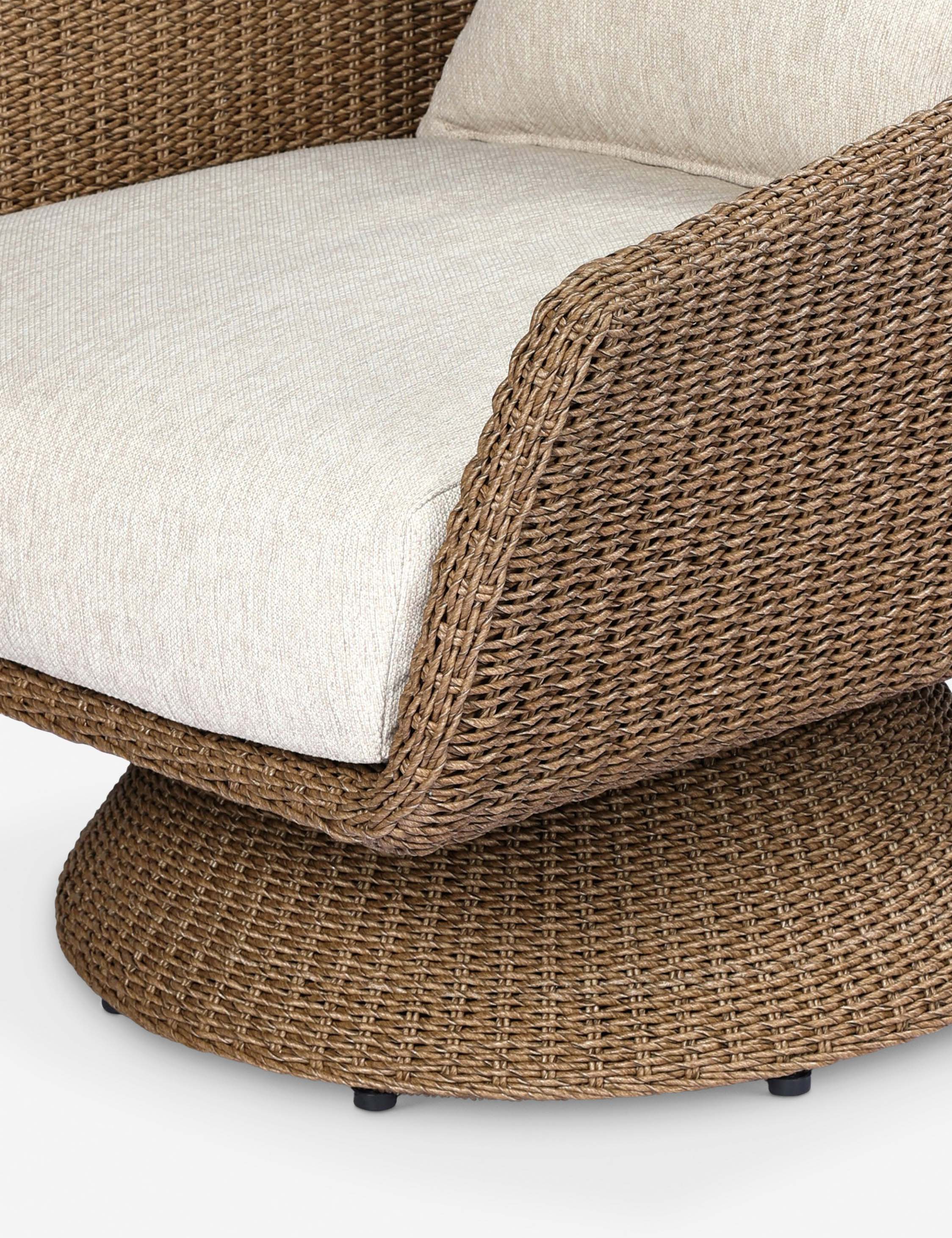 Chauncey Outdoor Swivel Chair - 360 Degree Rotating Patio Furniture for Garden, Poolside, Deck & Backyard Relaxation