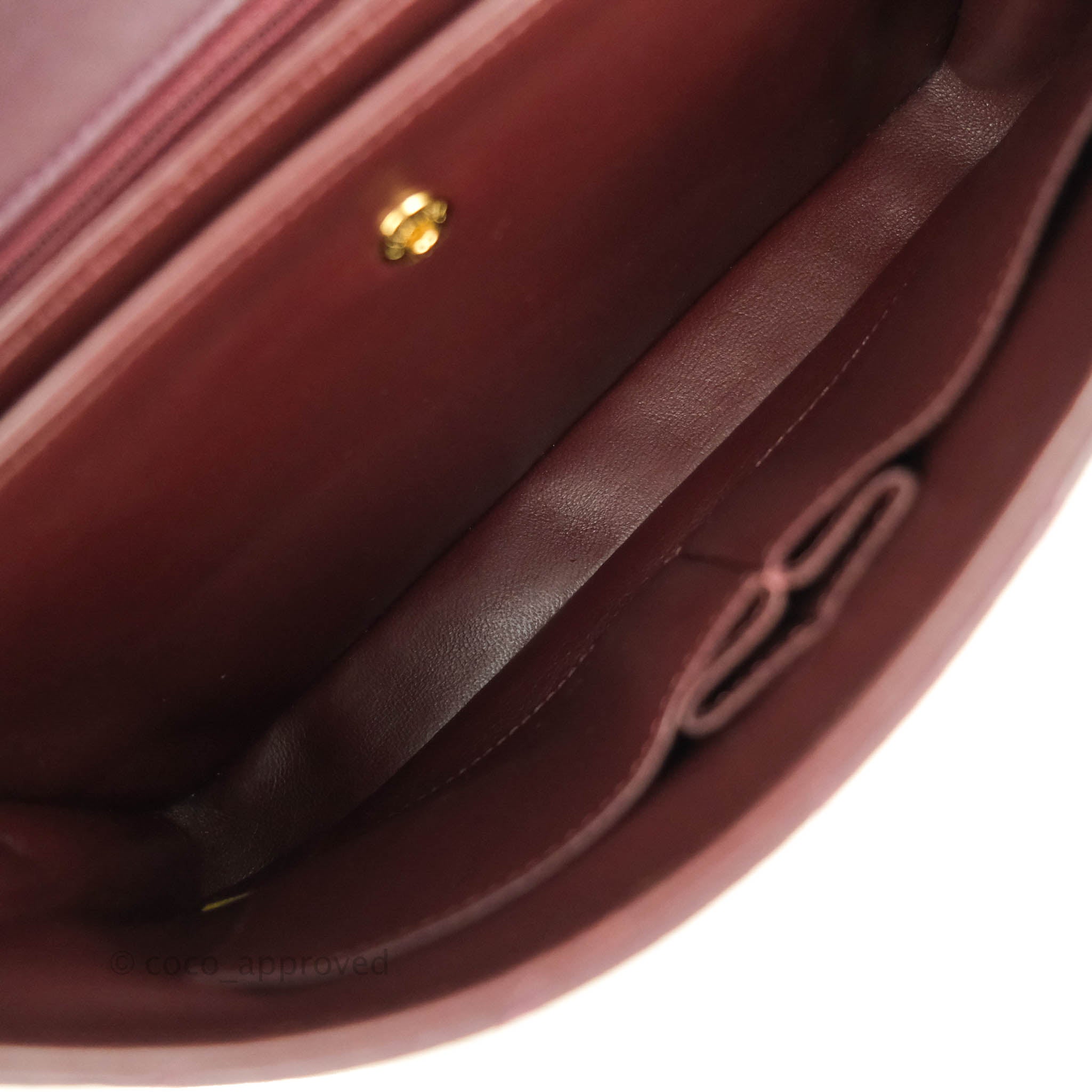 Chanel CC Signature Flap Bag in Diagonal Burgundy Calfskin with Aged Gold Hardware - Luxury Crossbody Purse for Women, Perfect for Date Night & Special Occasions