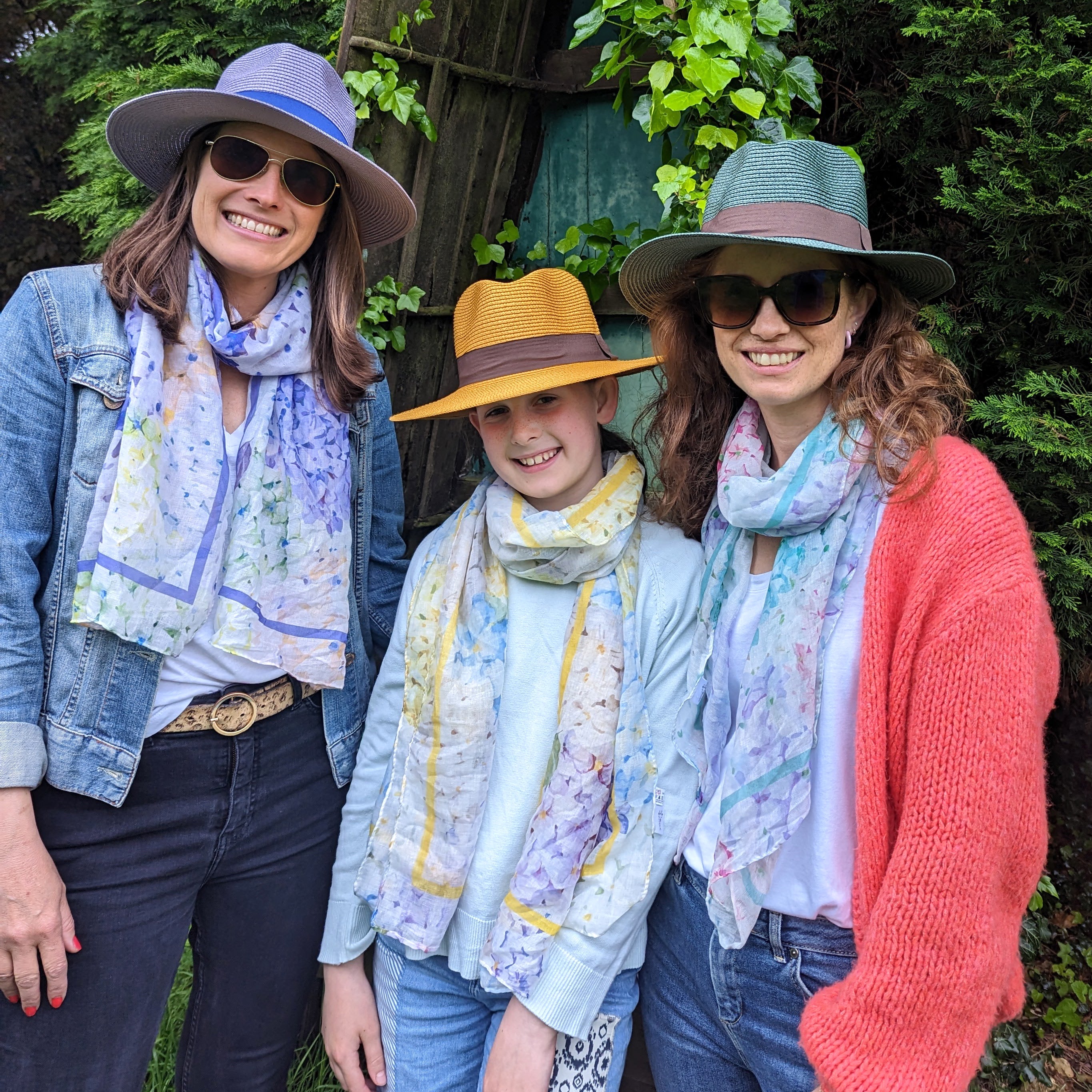 Stylish Hydrangea Print Ladies Fashion Scarf - Soft Womens Wrap Shawl for Spring Outfits, Office Wear & Special Occasions