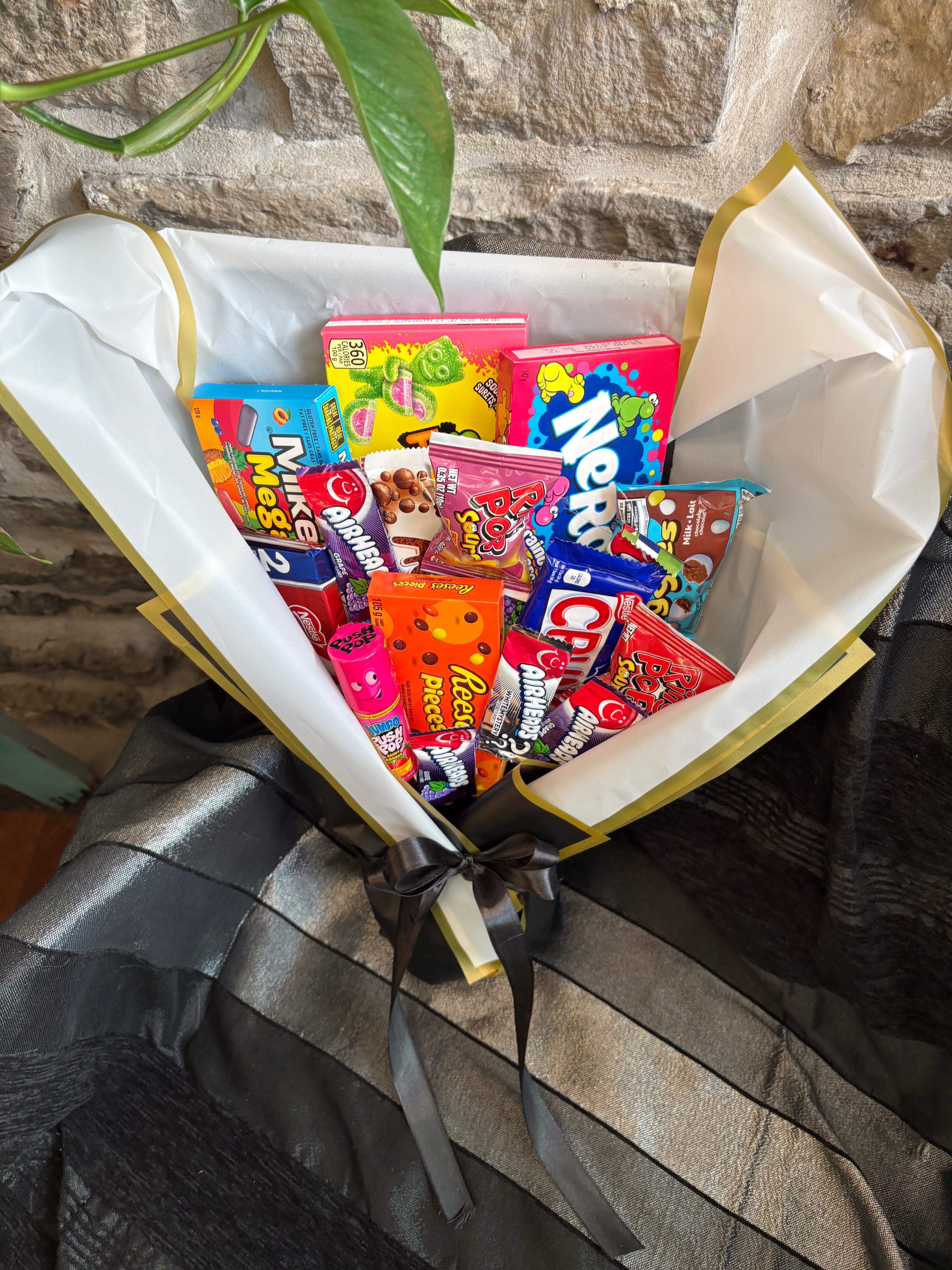 Sweet Treat Bouquet - Delicious Chocolate & Candy Gift Box for Birthdays, Anniversaries & Valentine's Day | Perfect for Romantic Gifts, Party Favors & Special Occasions