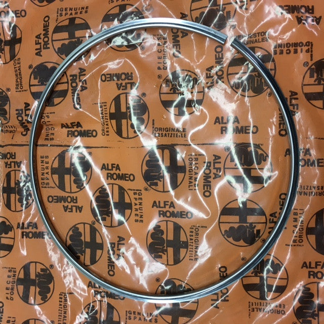 Alfa Romeo Duetto Headlight Trim - Chrome Finish for Classic Car Restoration - Perfect for Vintage Alfa Romeo Spider & Sports Car Enthusiasts
