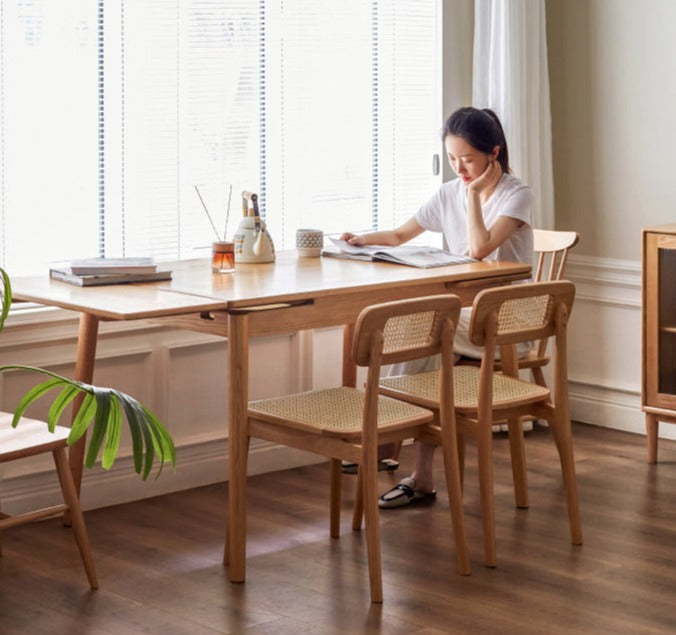Solid Oak Wood Extendable Dining Table - Expandable Large Tabletop for Family Gatherings & Dinner Parties | Perfect for Small Spaces & Entertaining Guests