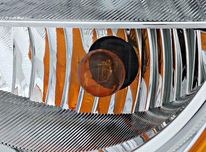 Jeep Grand Cherokee Headlights Lamps Set (2008-2010) - Halogen Replacement for Driver & Passenger Side | Perfect for Night Driving & Off-Road Adventures