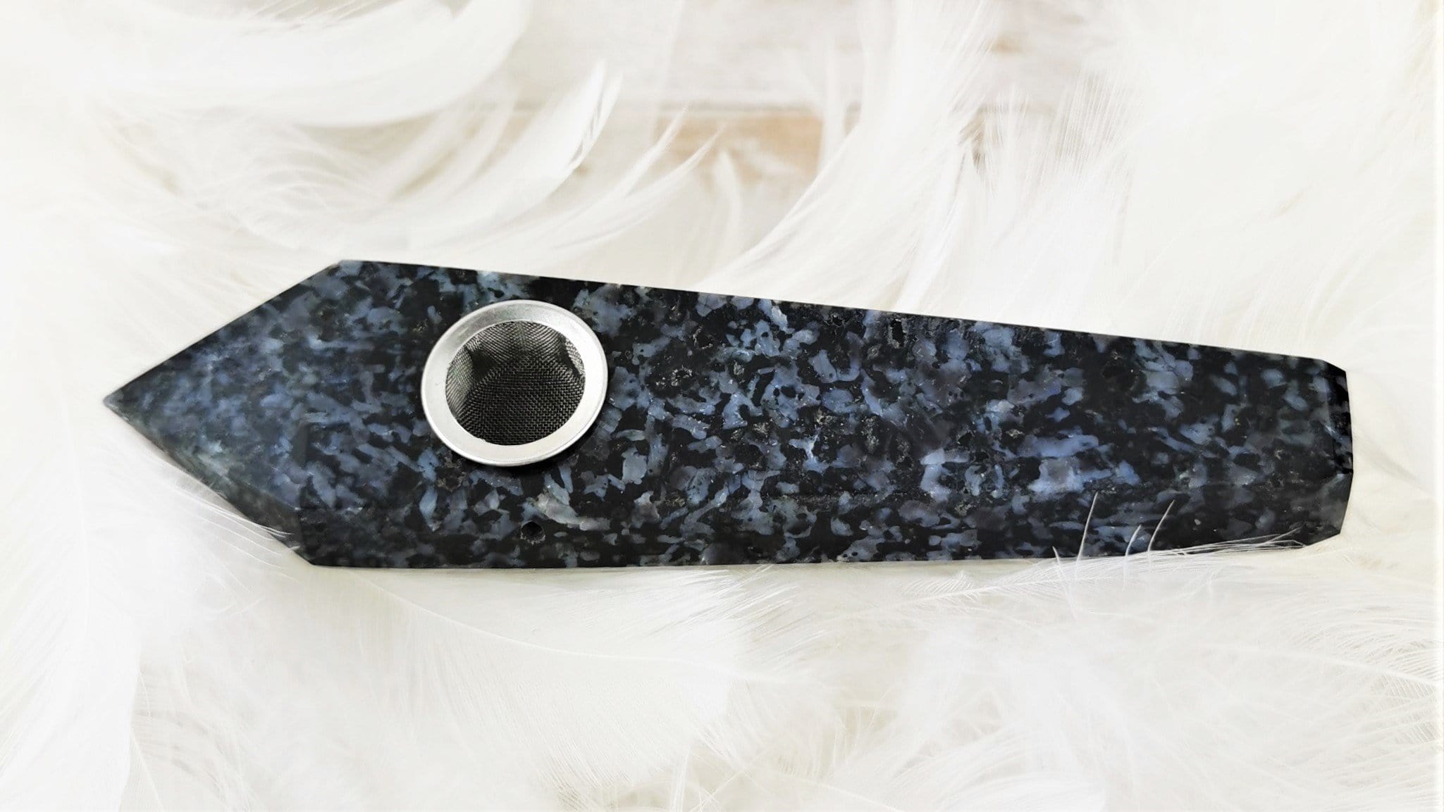 Premium Crystal Smoking Pipes - Handcrafted from Natural Amethyst, Quartz & More | Perfect for Aromatherapy, Meditation & Relaxation