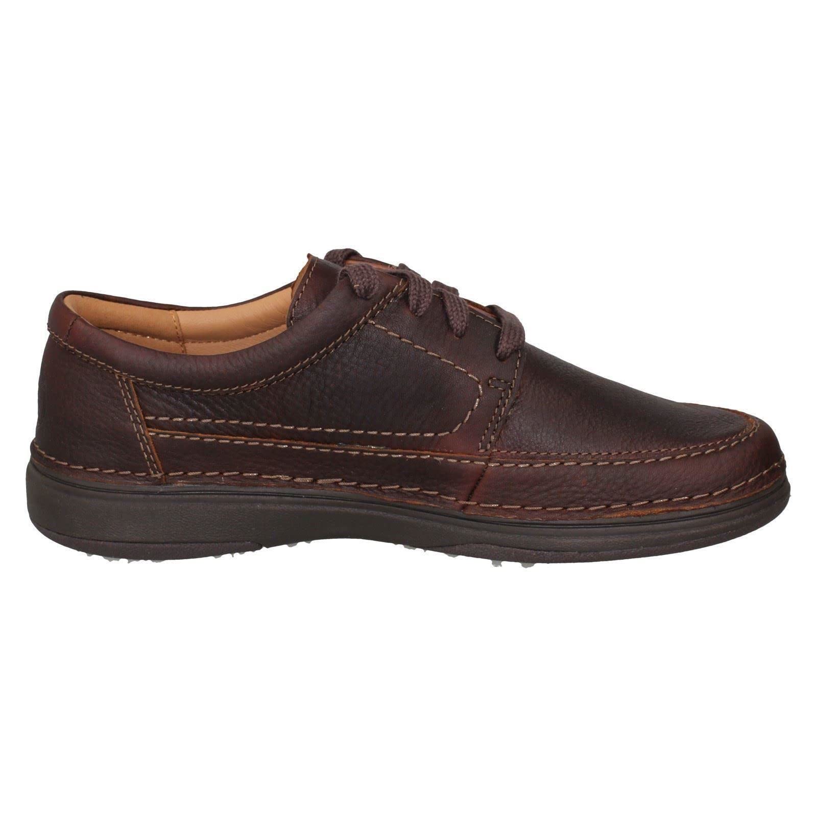 Clarks Men's Active Air Lace-Up Casual Shoes - Breathable Comfort Walking Sneakers for Men | Perfect for Work, Travel & Everyday Wear
