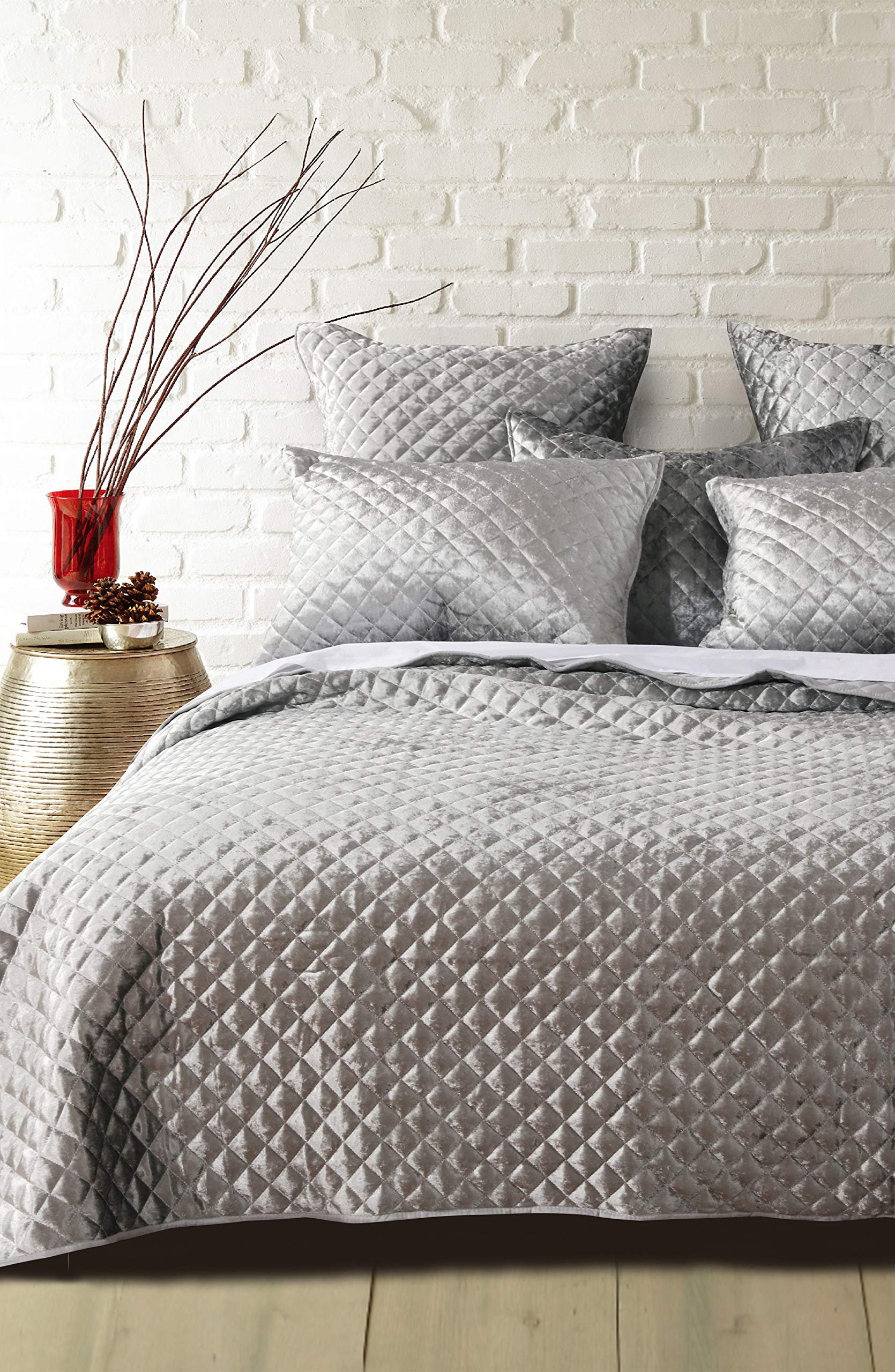 Levtex Home Silver Crushed Velvet Twin Quilt Set - Soft Polyester Bedding in Elegant Gray - Perfect for Cozy Bedrooms & Guest Rooms